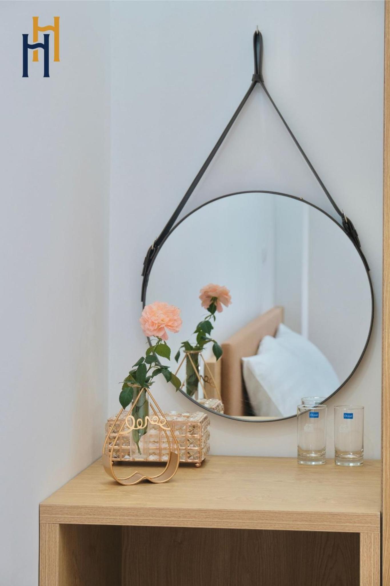 Hooneymoon Hotel - 404 Đường Bưởi - by Bay Luxury