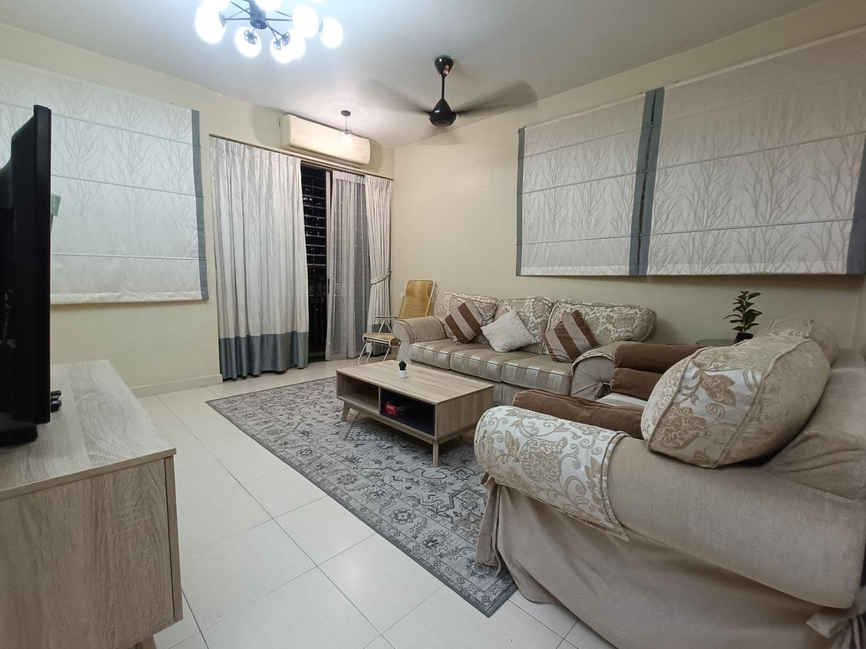 Plaza Rah Kg Baru KL homestay