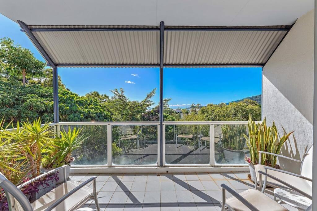 NEW! 2BR Whitsundays Oasis w/ Ocean Views