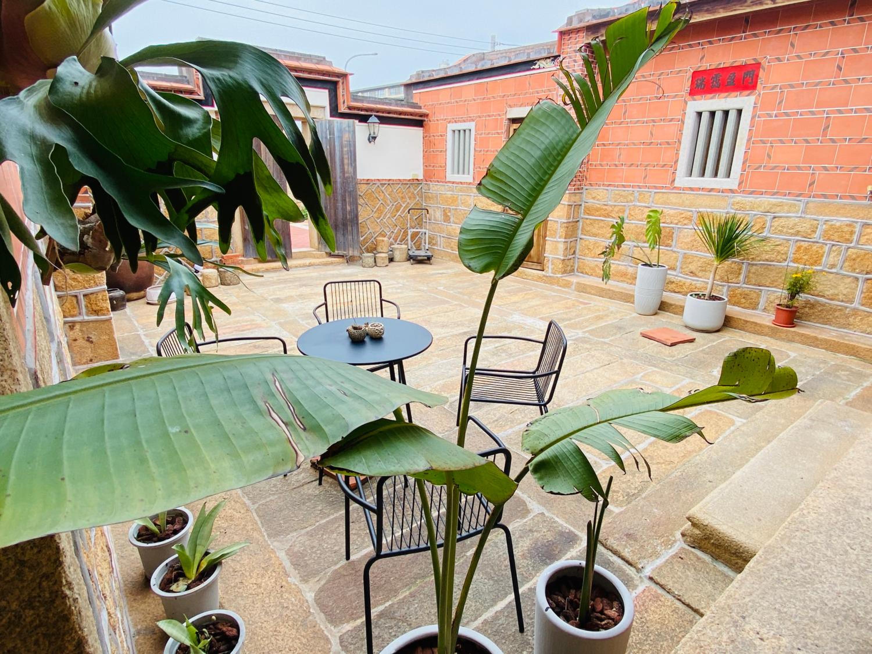 Wuzou Guesthouse