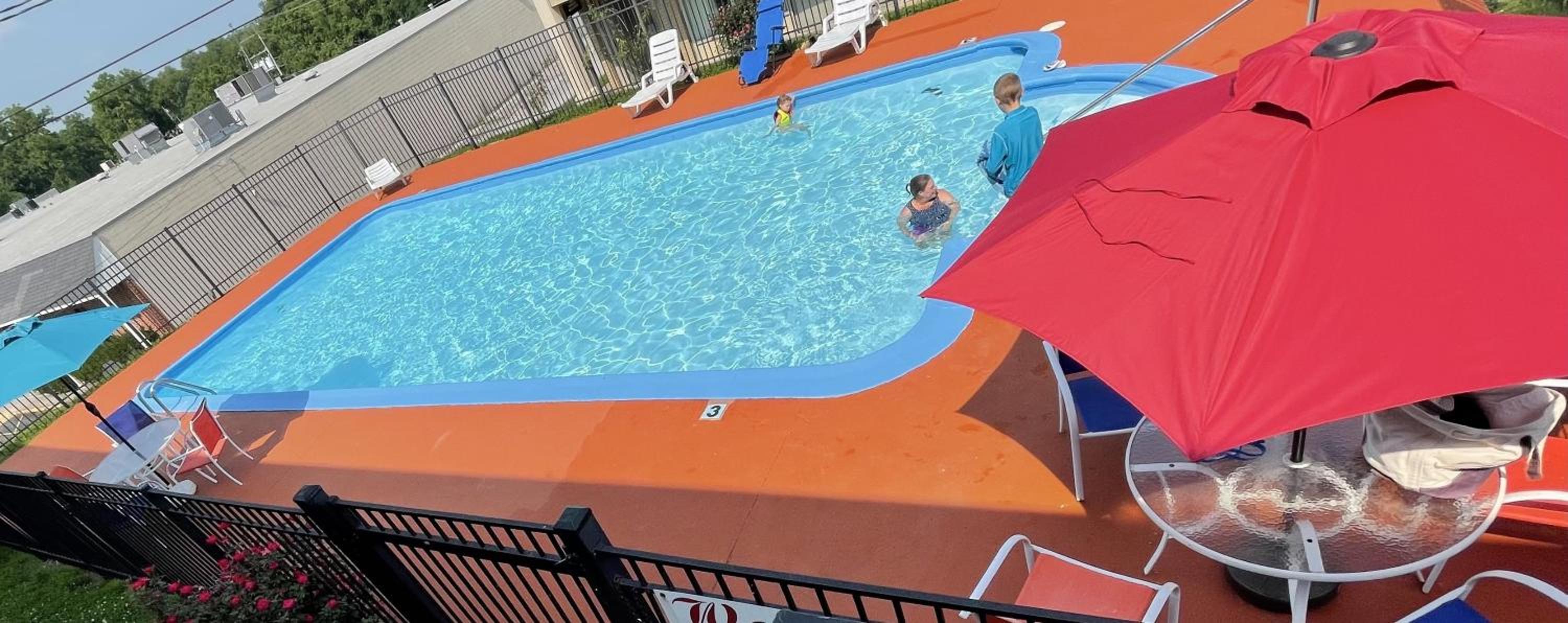 Frankfort Vacations - Days Inn by Wyndham Frankfort - Property Image 2