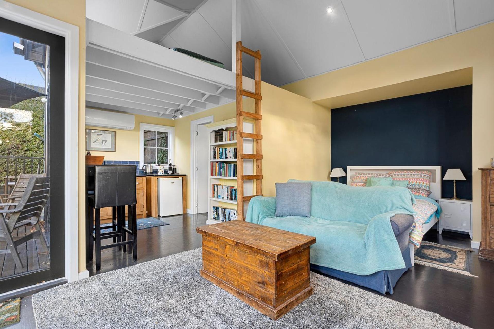 Queensberry Hill View- luxury group retreat