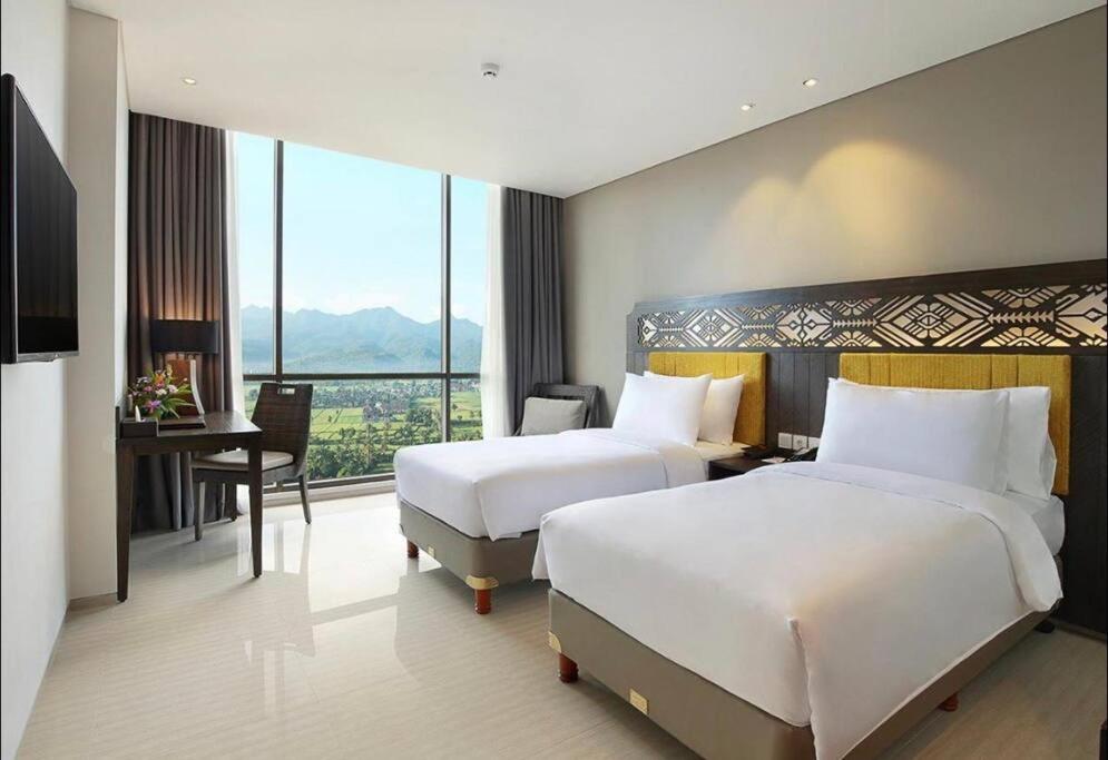 Suranadi 1BR Deluxe Room City CYN view 4