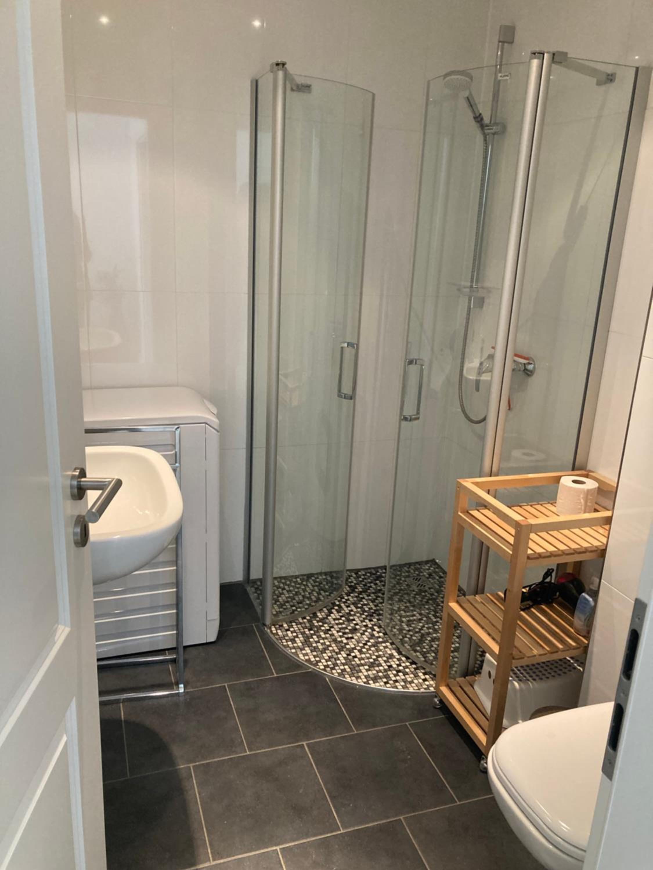 Moderne Ferienwohnung an der Ostsee im Haus Leuchtfeuer