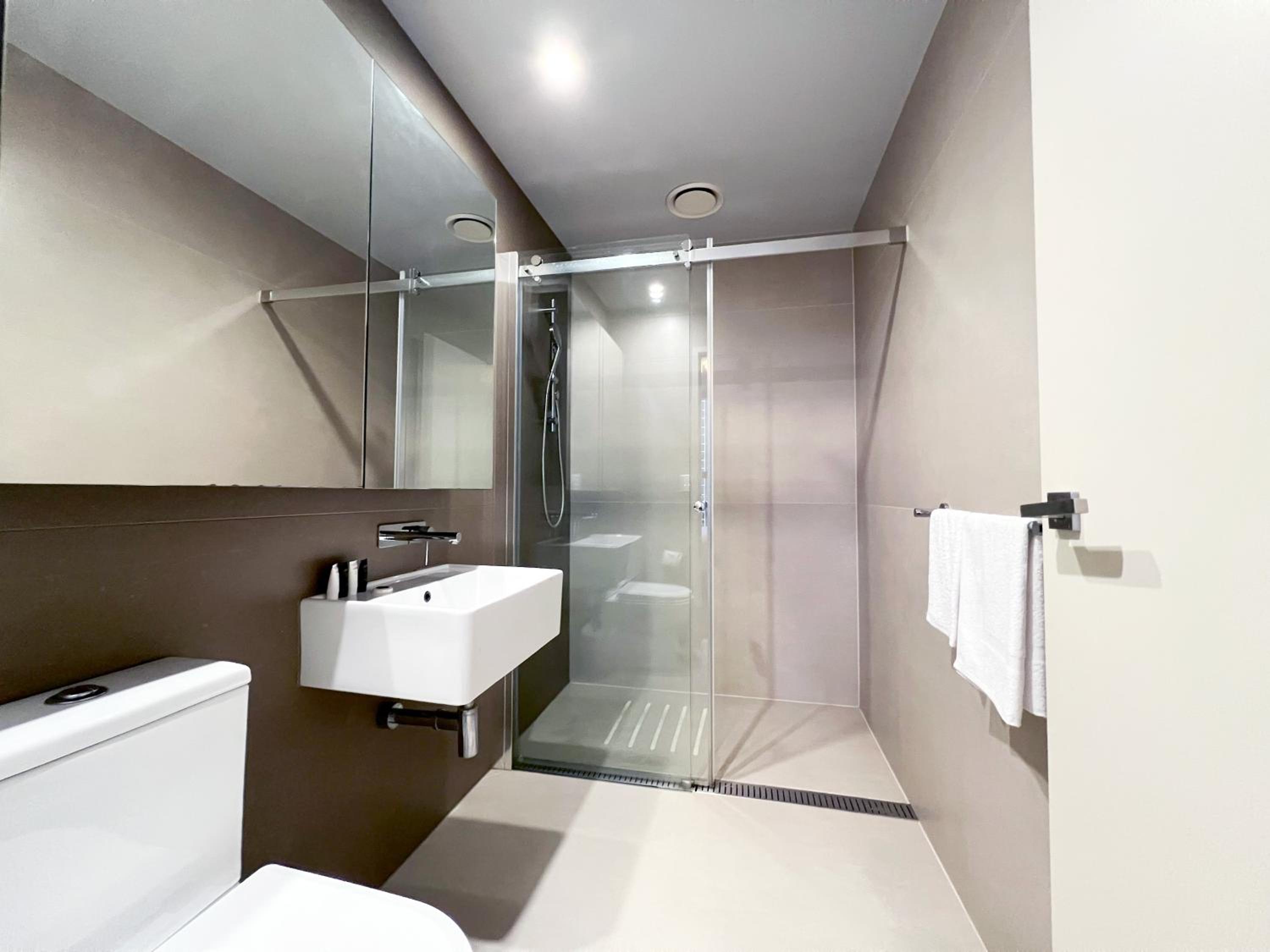 Collins Serviced Apartments