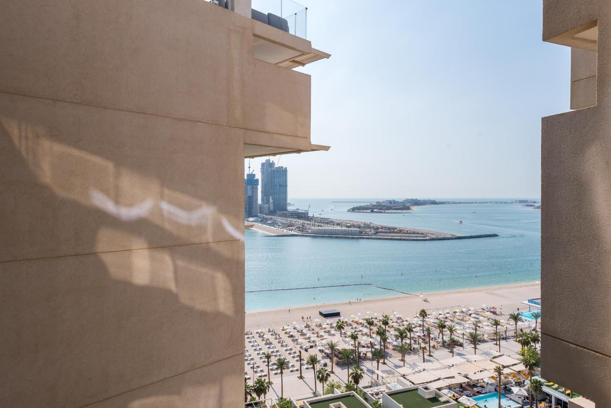 EDEN'S Homes & Villas - FIVE Palm Residences