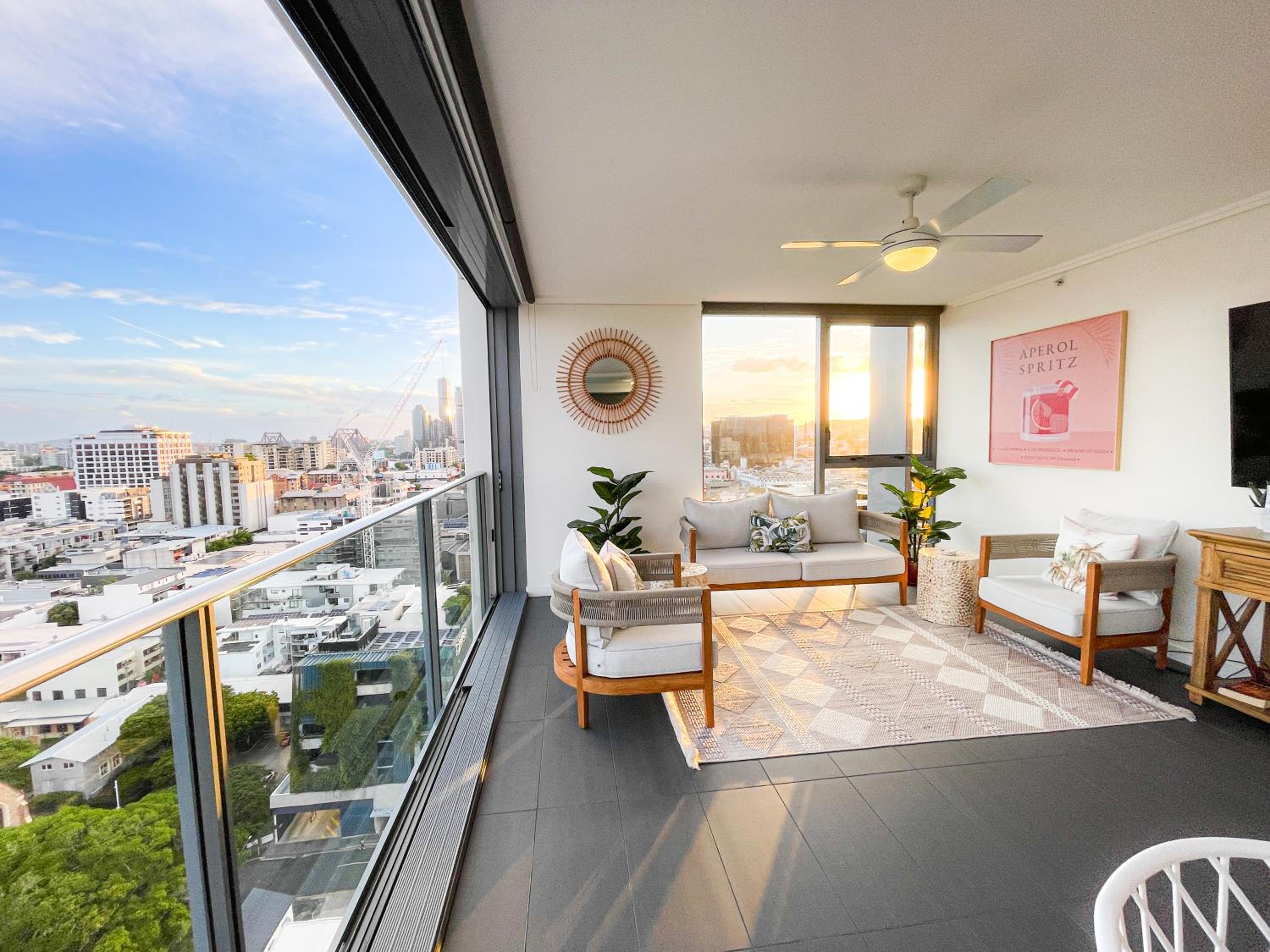 Brisbane Vacations - Apartments on Connor - Property Image 1