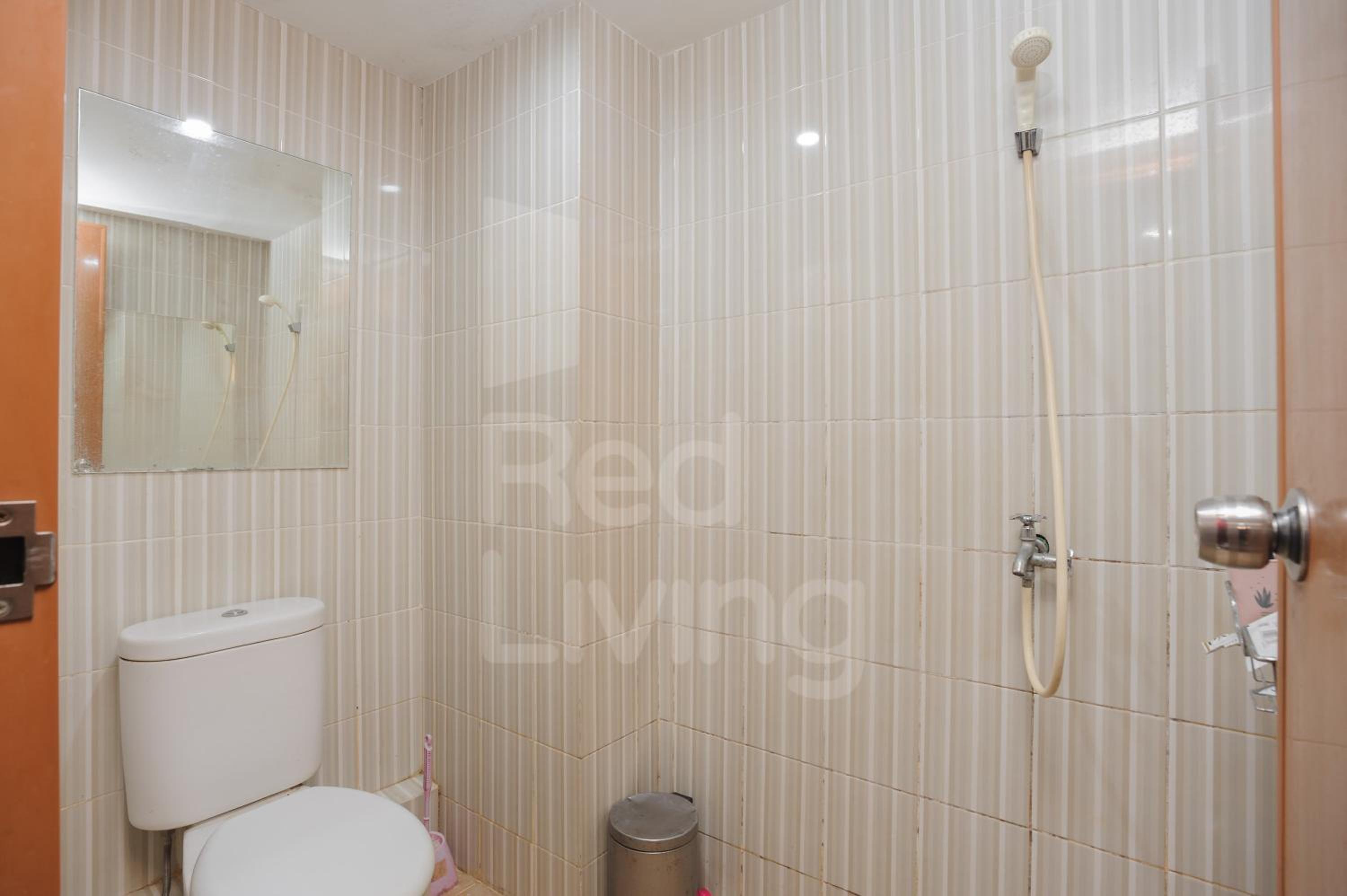 RedLiving Apartement Cinere Resort By YK rooms Tower Kintamani view 2