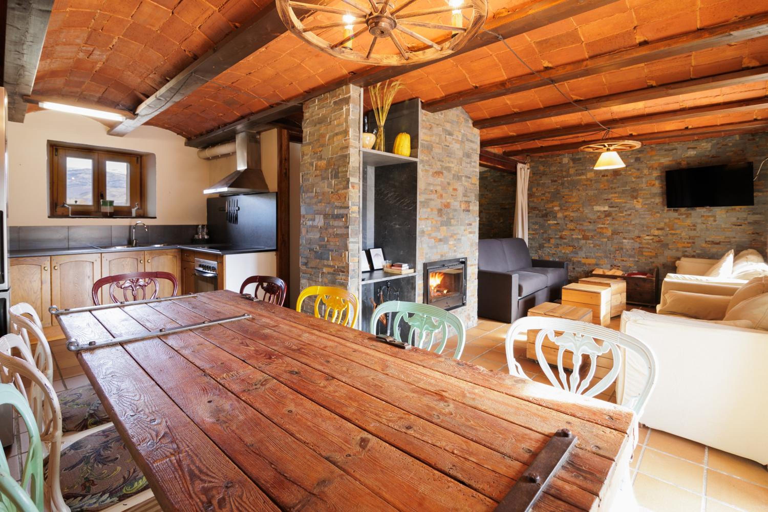 Masia d'en cot view 5