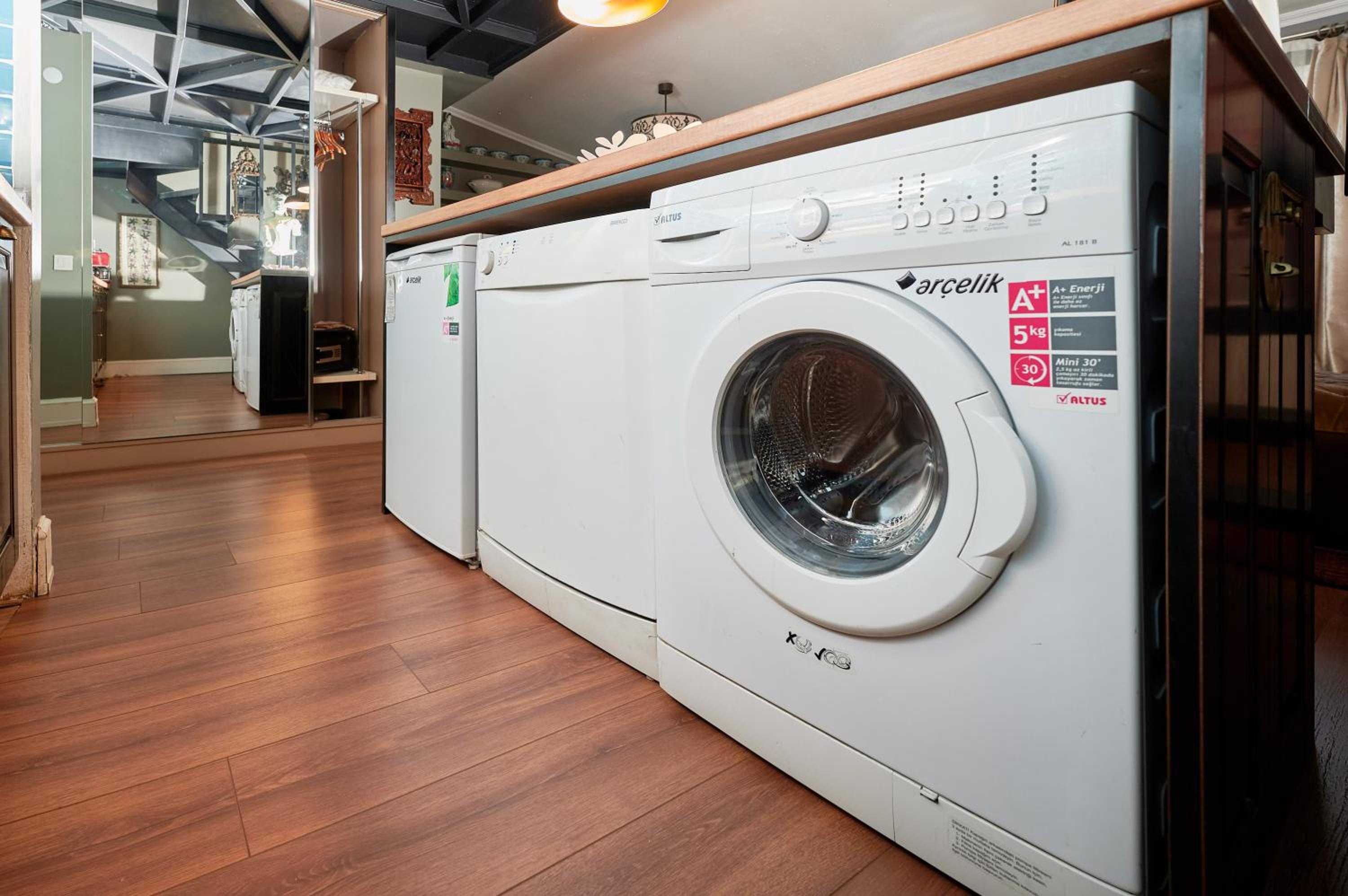 Faik Pasha Otelleri Özel Kategori Beyoğlu İstanbul - Image 110