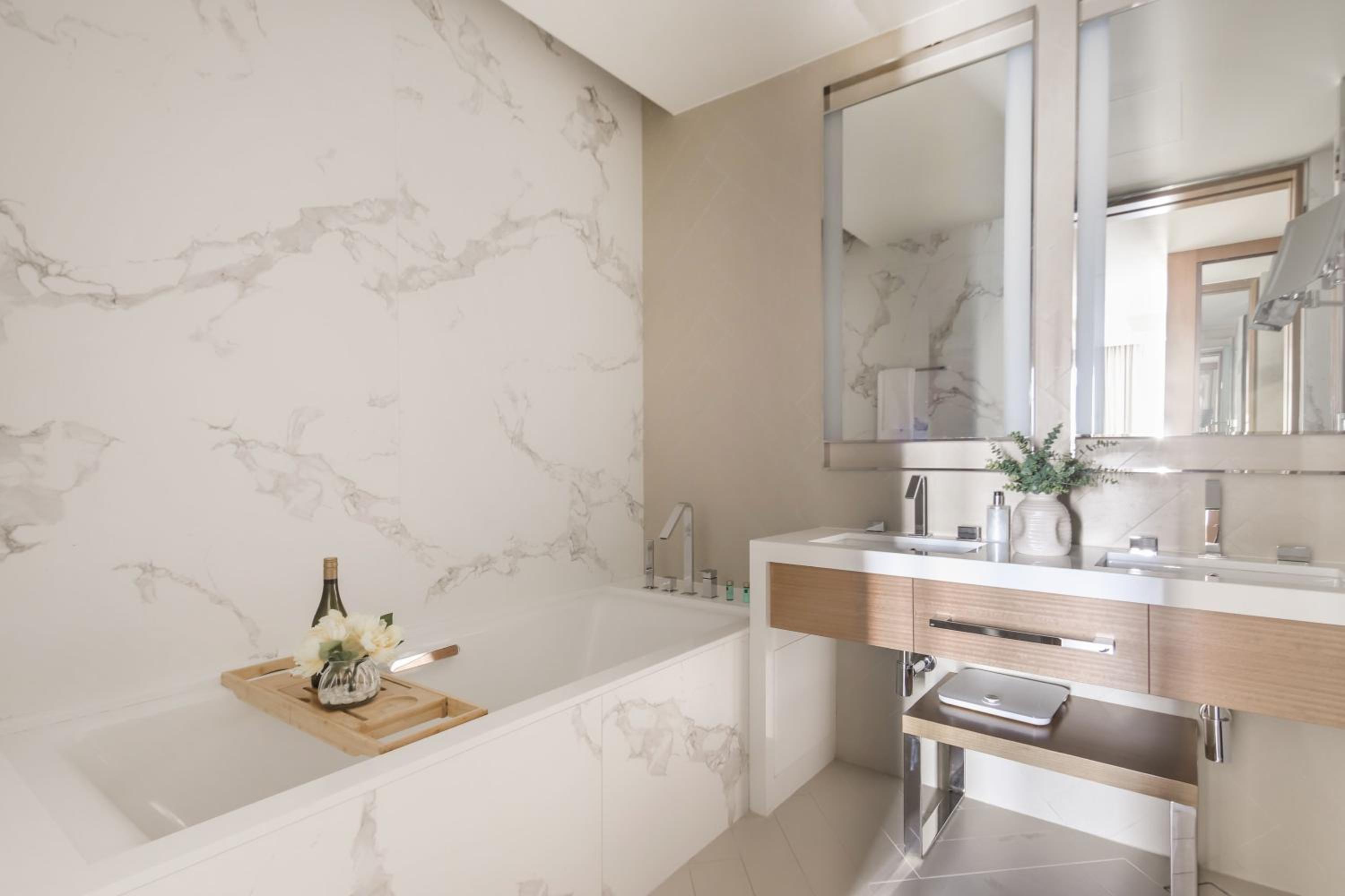 Frank Porter - The Address Residences Dubai Opera