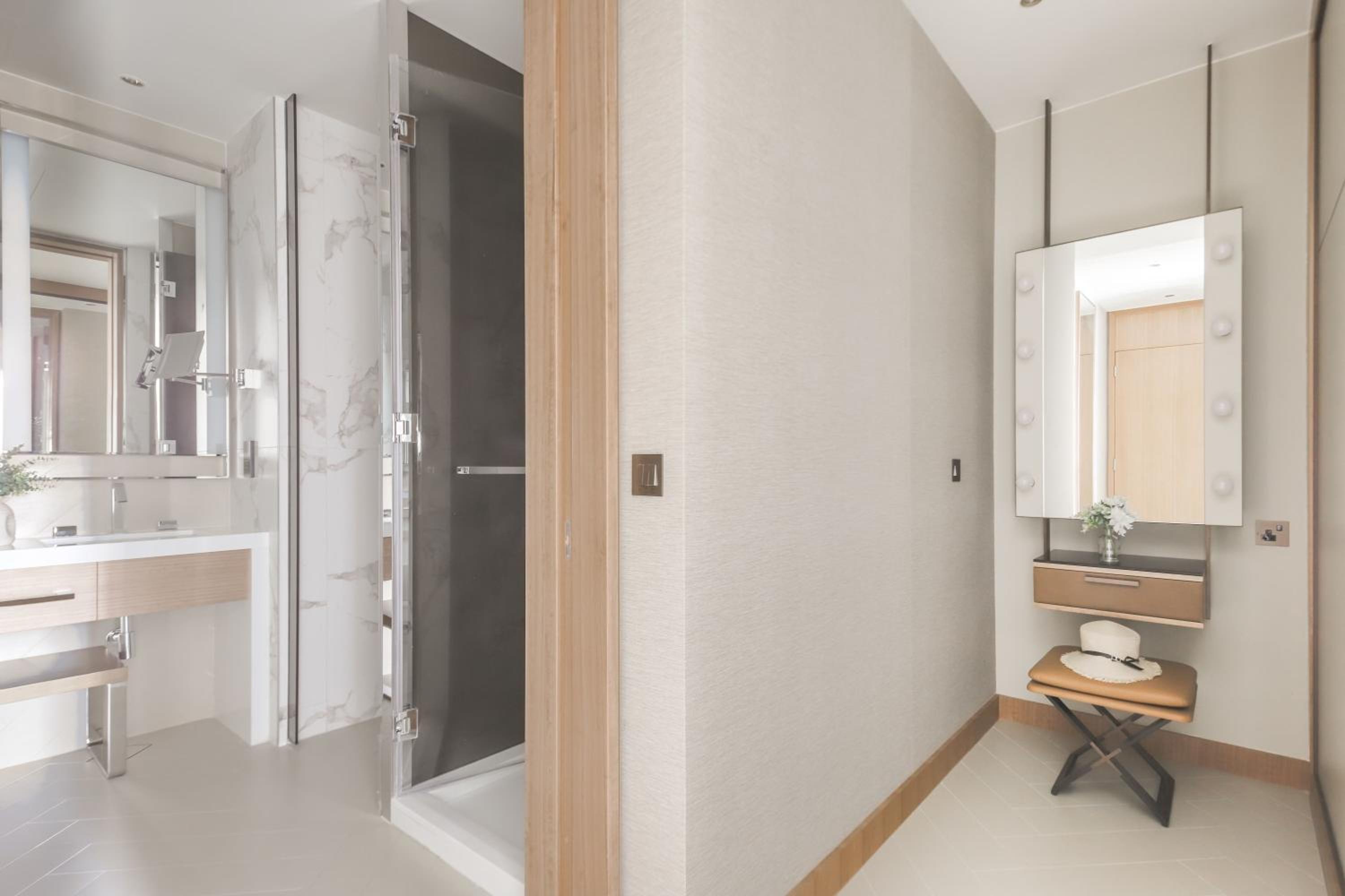 Frank Porter - The Address Residences Dubai Opera