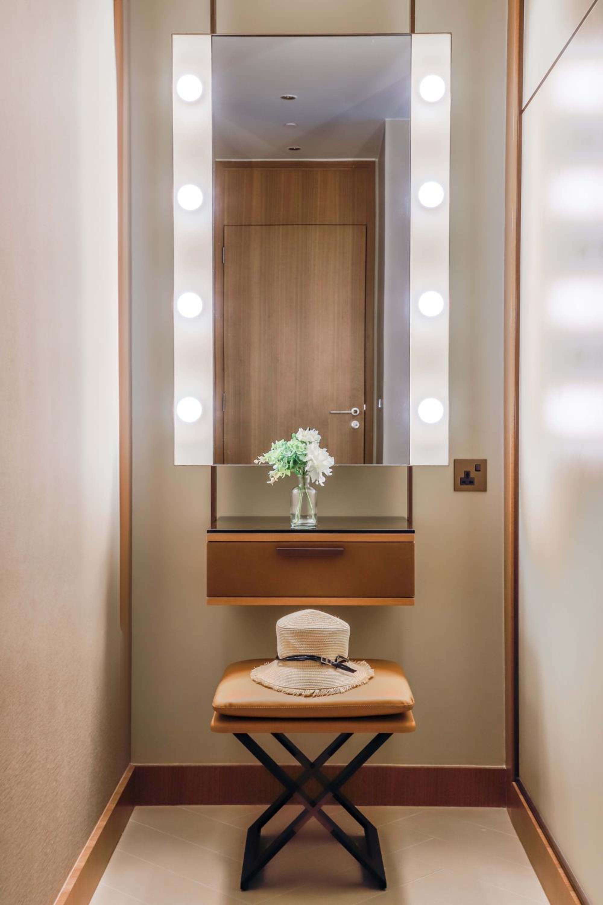 Frank Porter - The Address Residences Dubai Opera