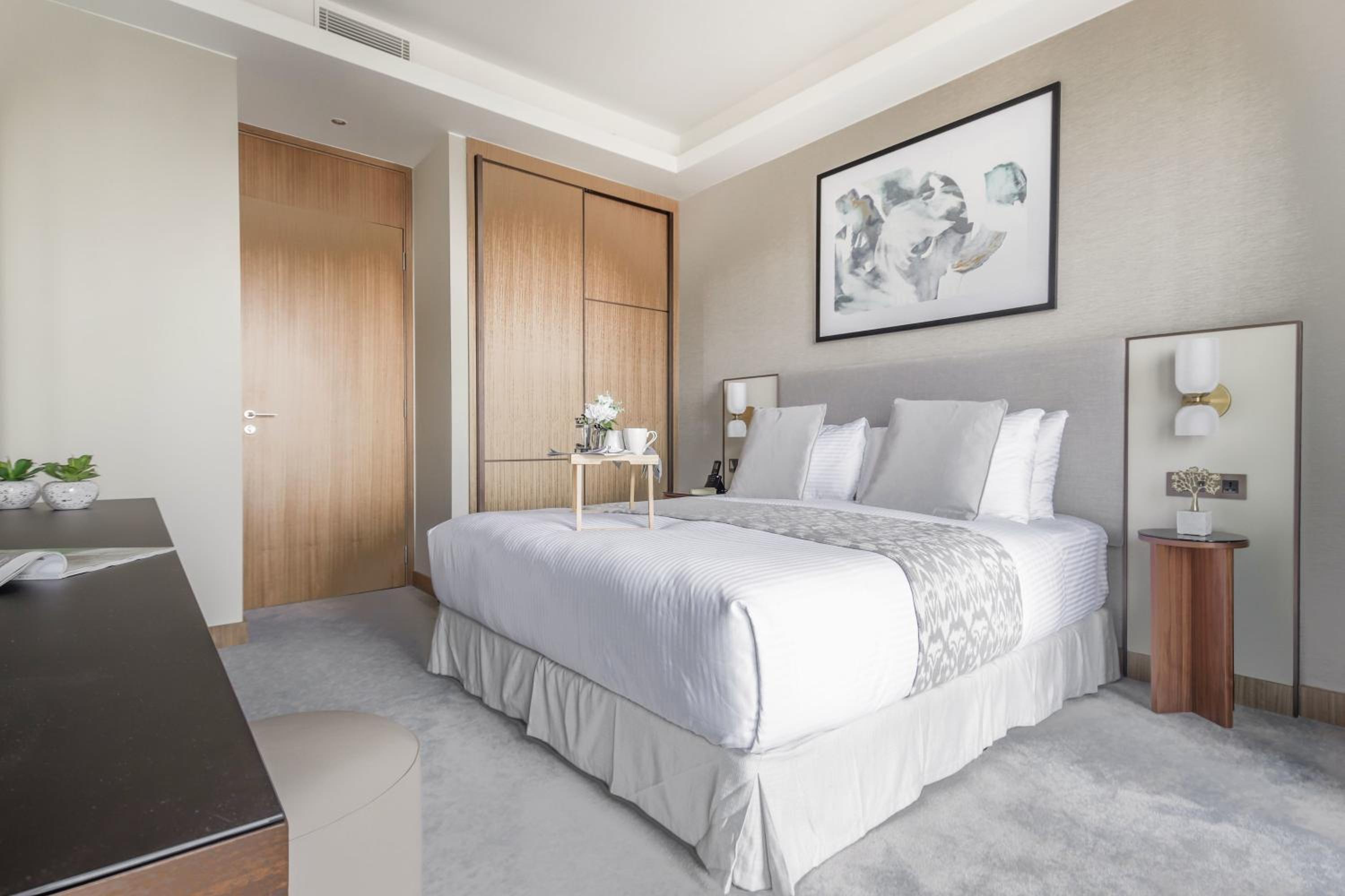 Frank Porter - The Address Residences Dubai Opera