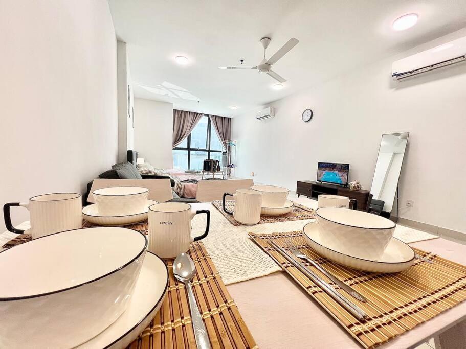 AS 1-6pax Atria Mall Cozy Studio 2QBeds Damansara view 2