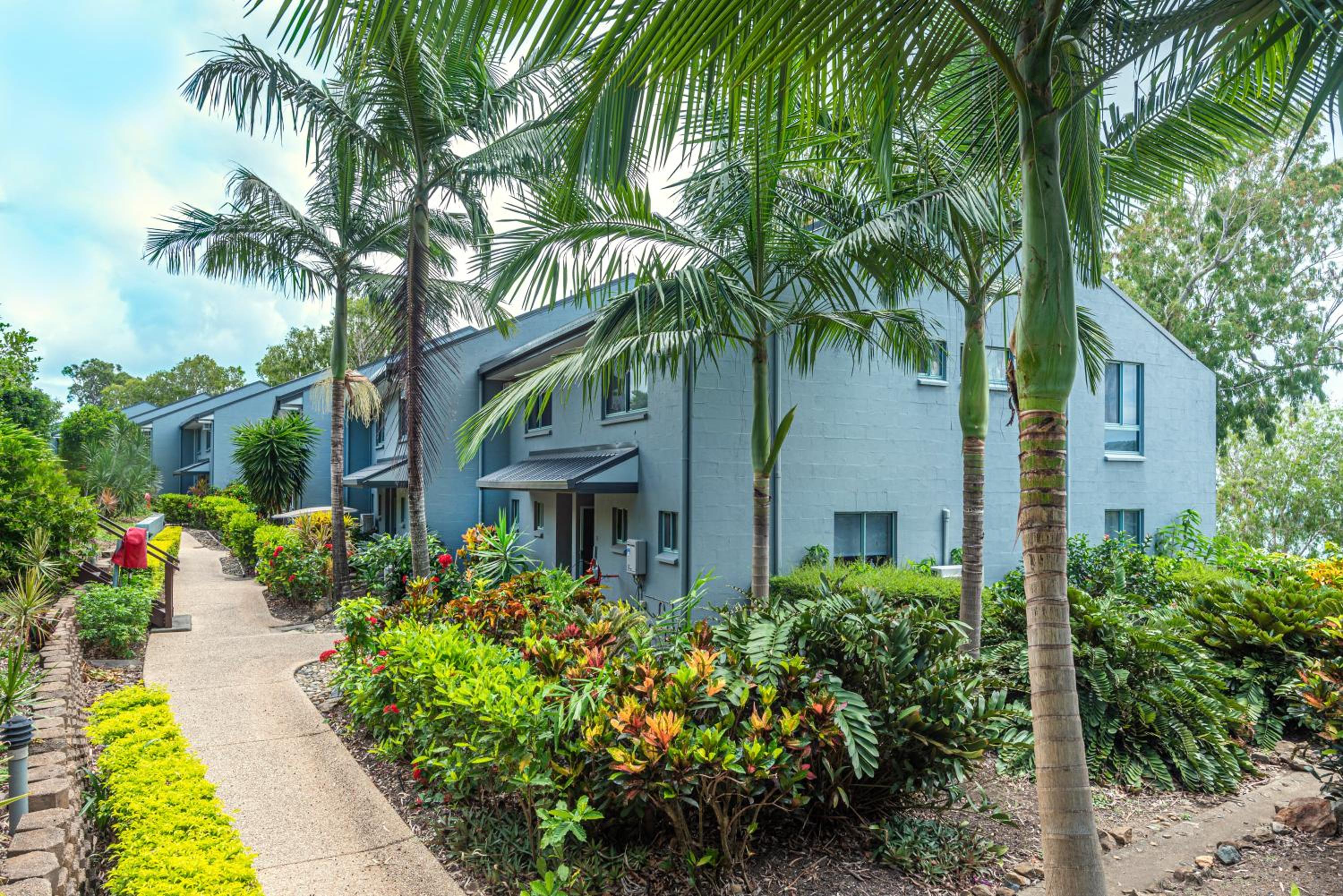 Sunset Waters Apartments
