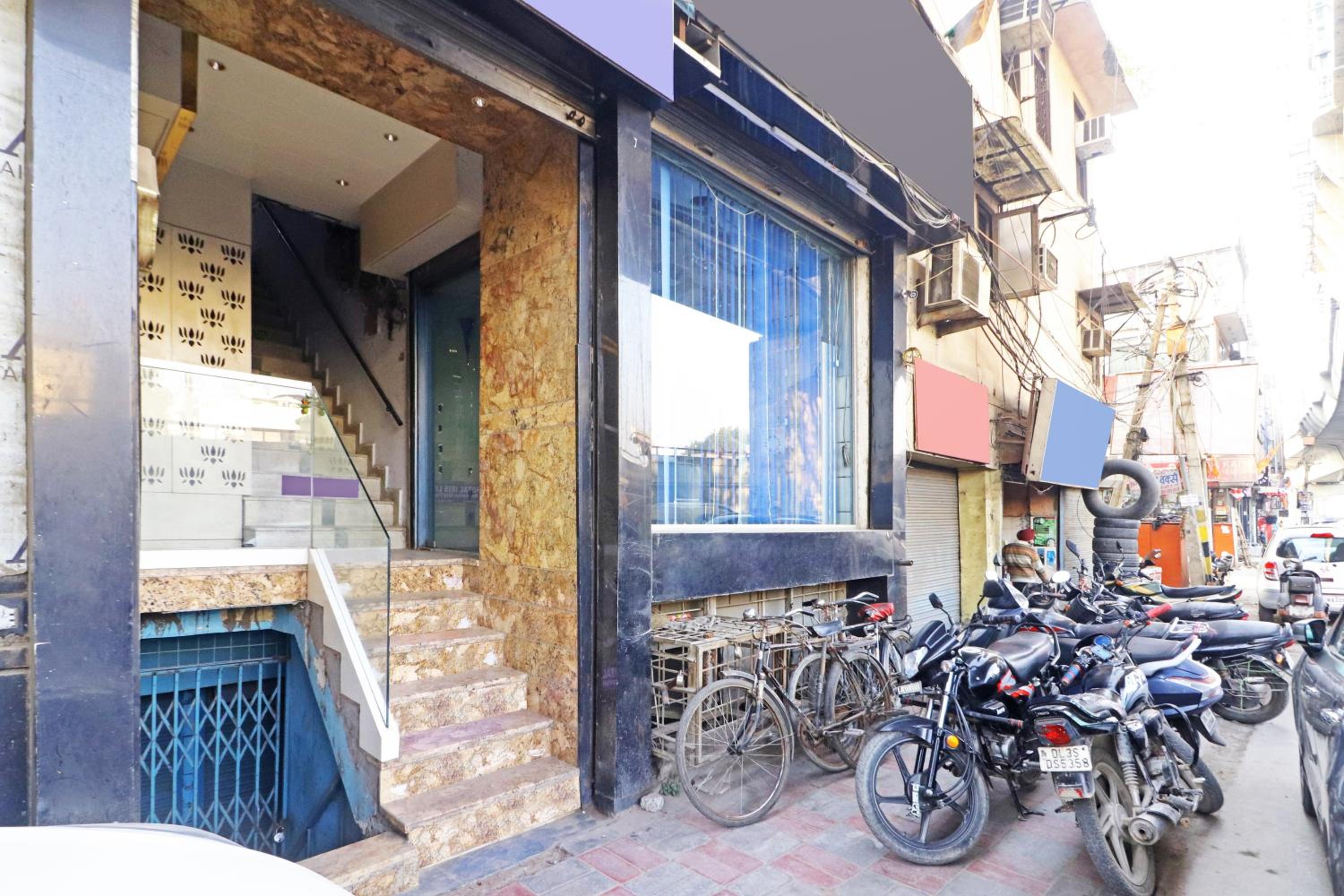 Twamev couple Friendly Rajouri garden by The Arrow view 2
