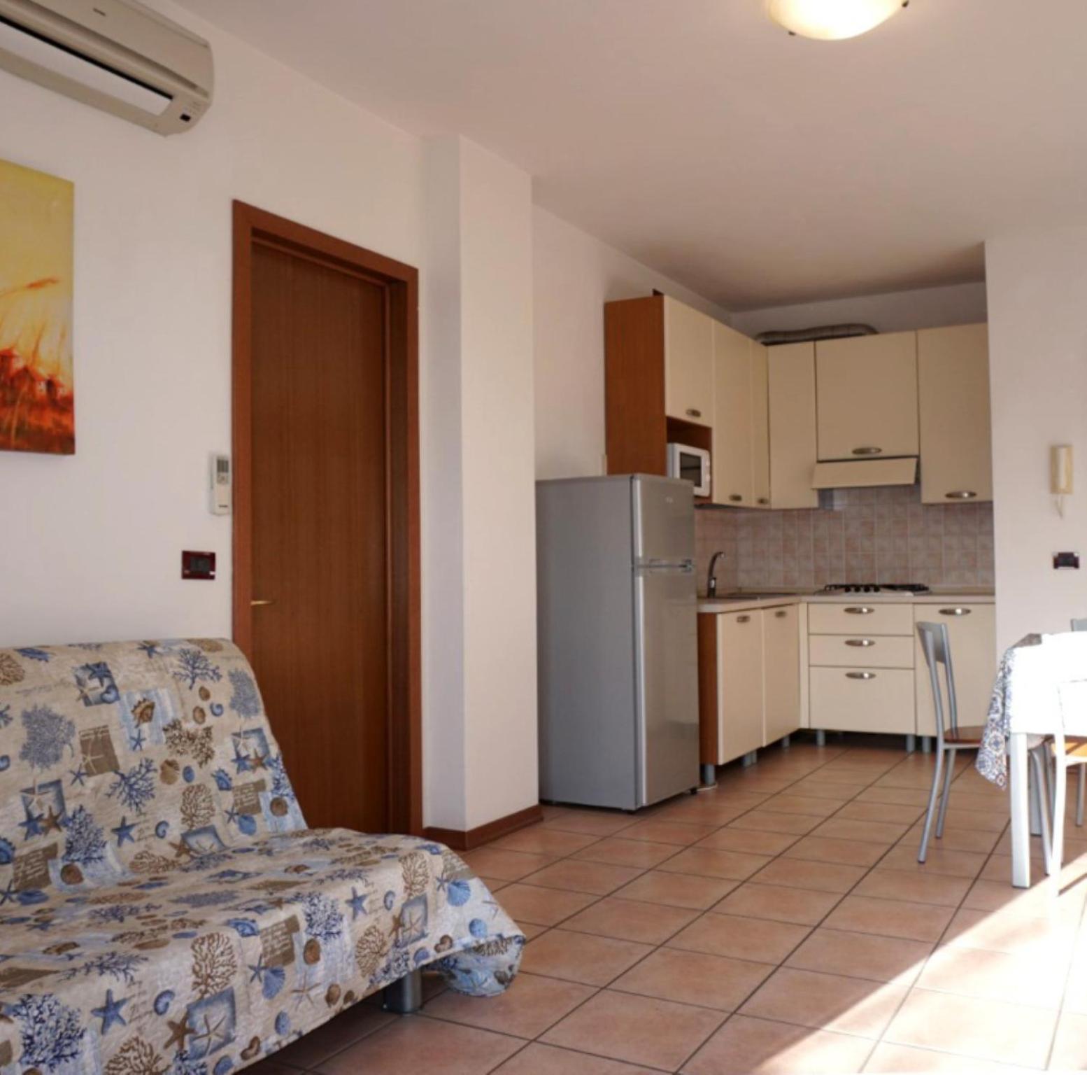 Cozy flat with terrace and shared pool photo 4