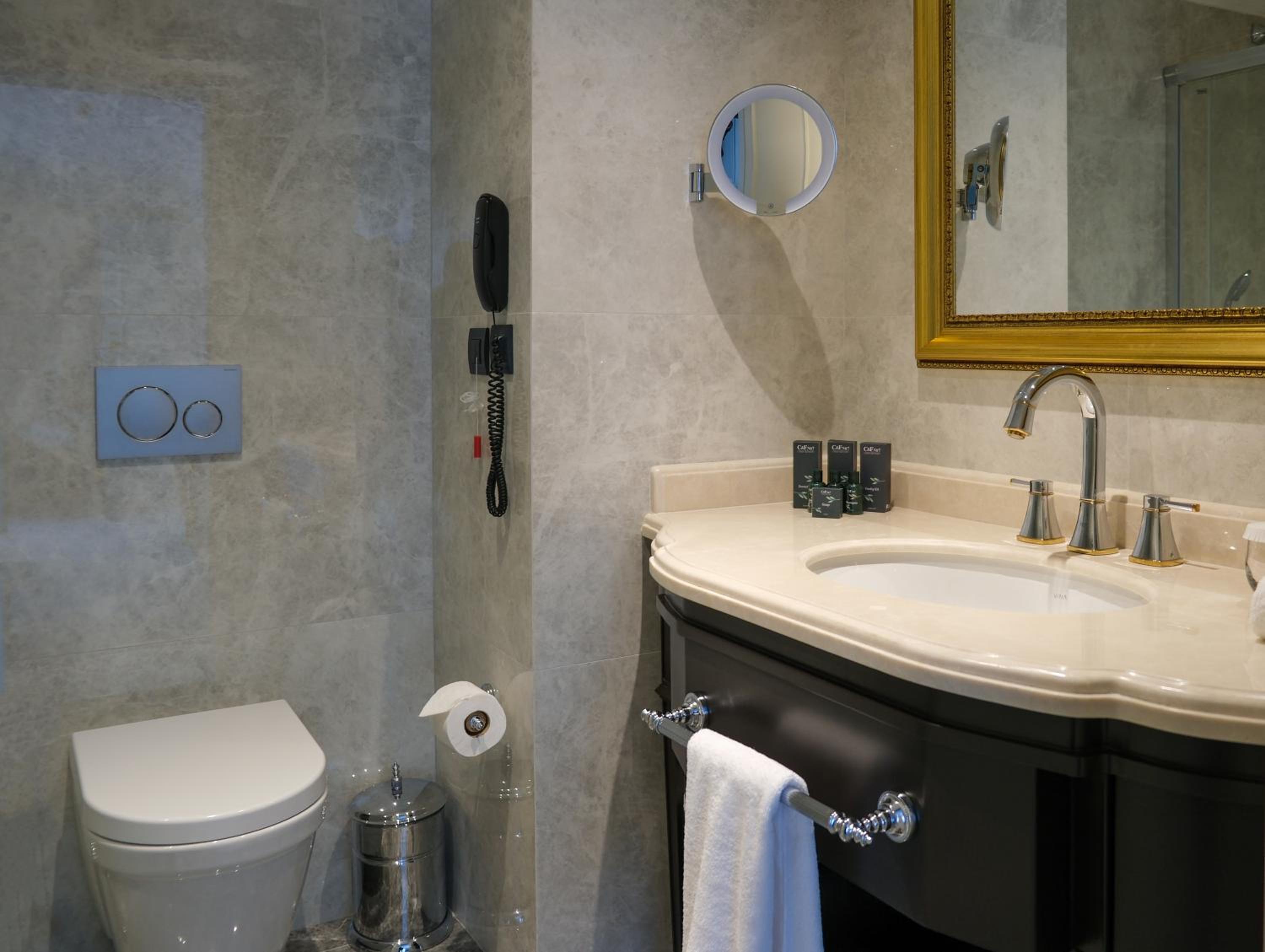 Dekalb Otel - Image 88