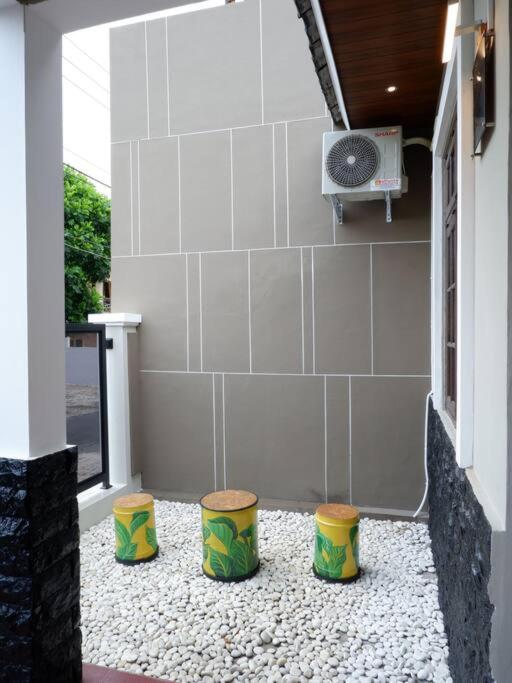 Singgah Tentrem Homestay - Yogyakarta view 4