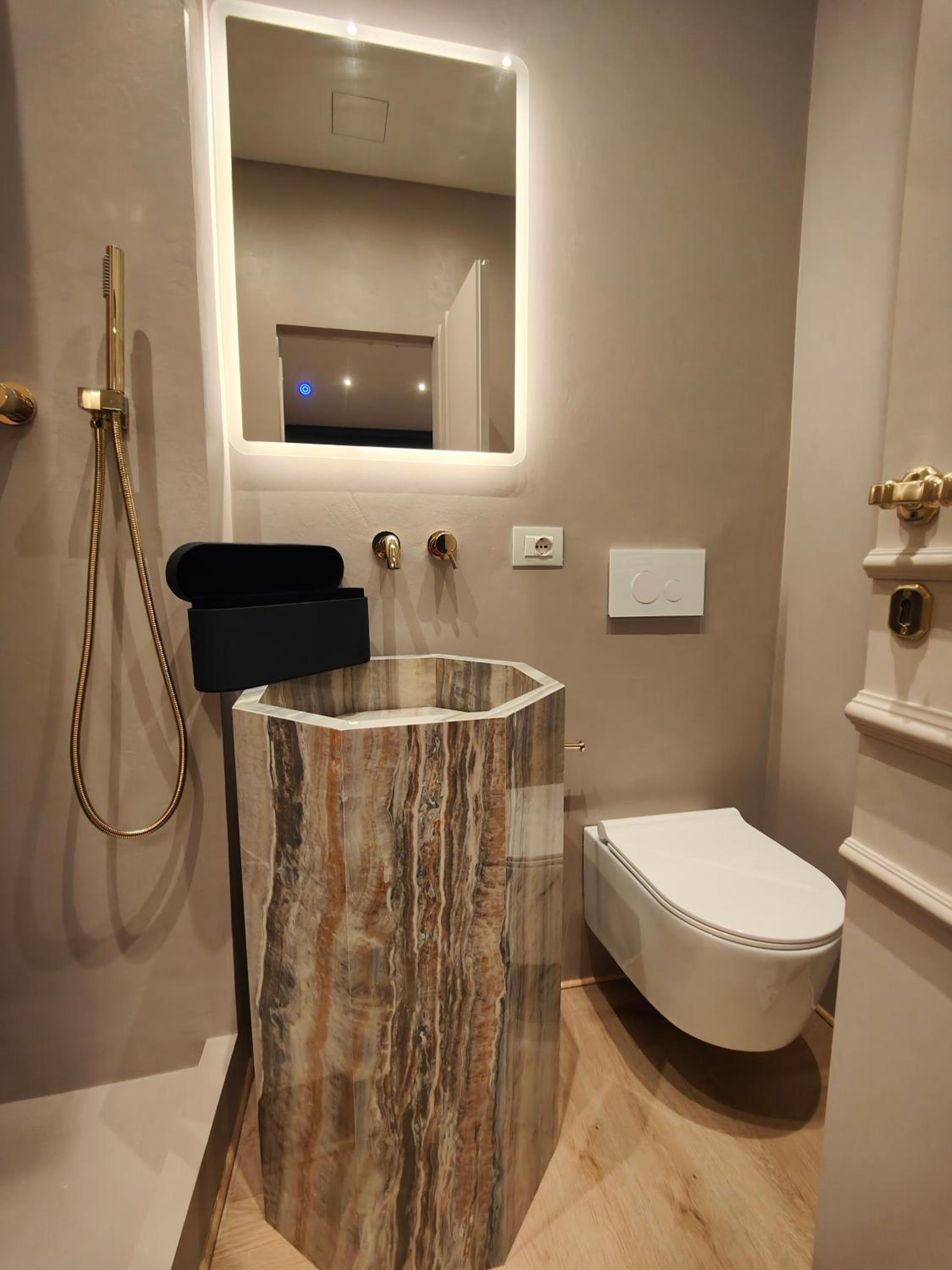 Ottoboni 2A Luxury Penthouse