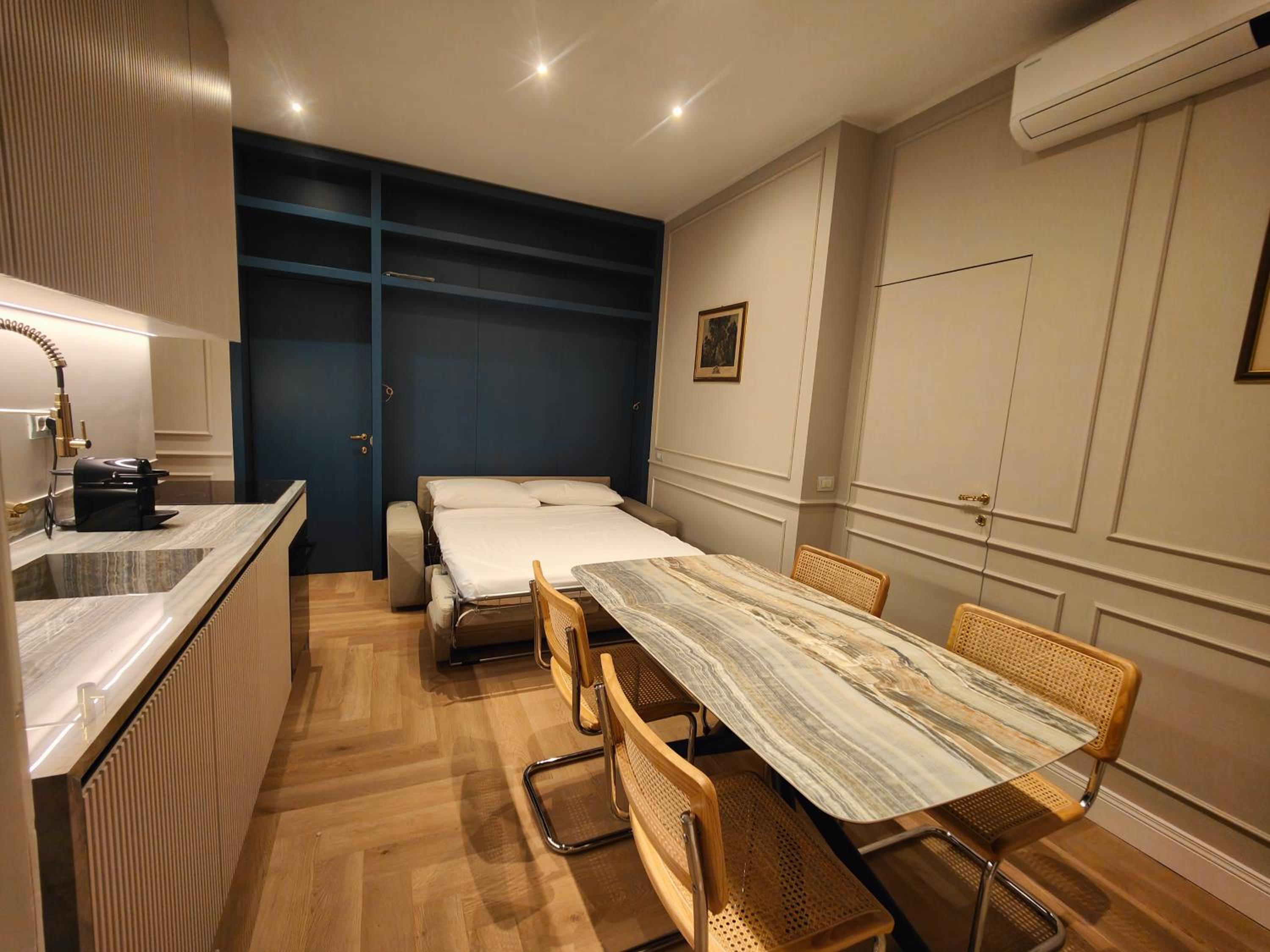Ottoboni 2A Luxury Penthouse