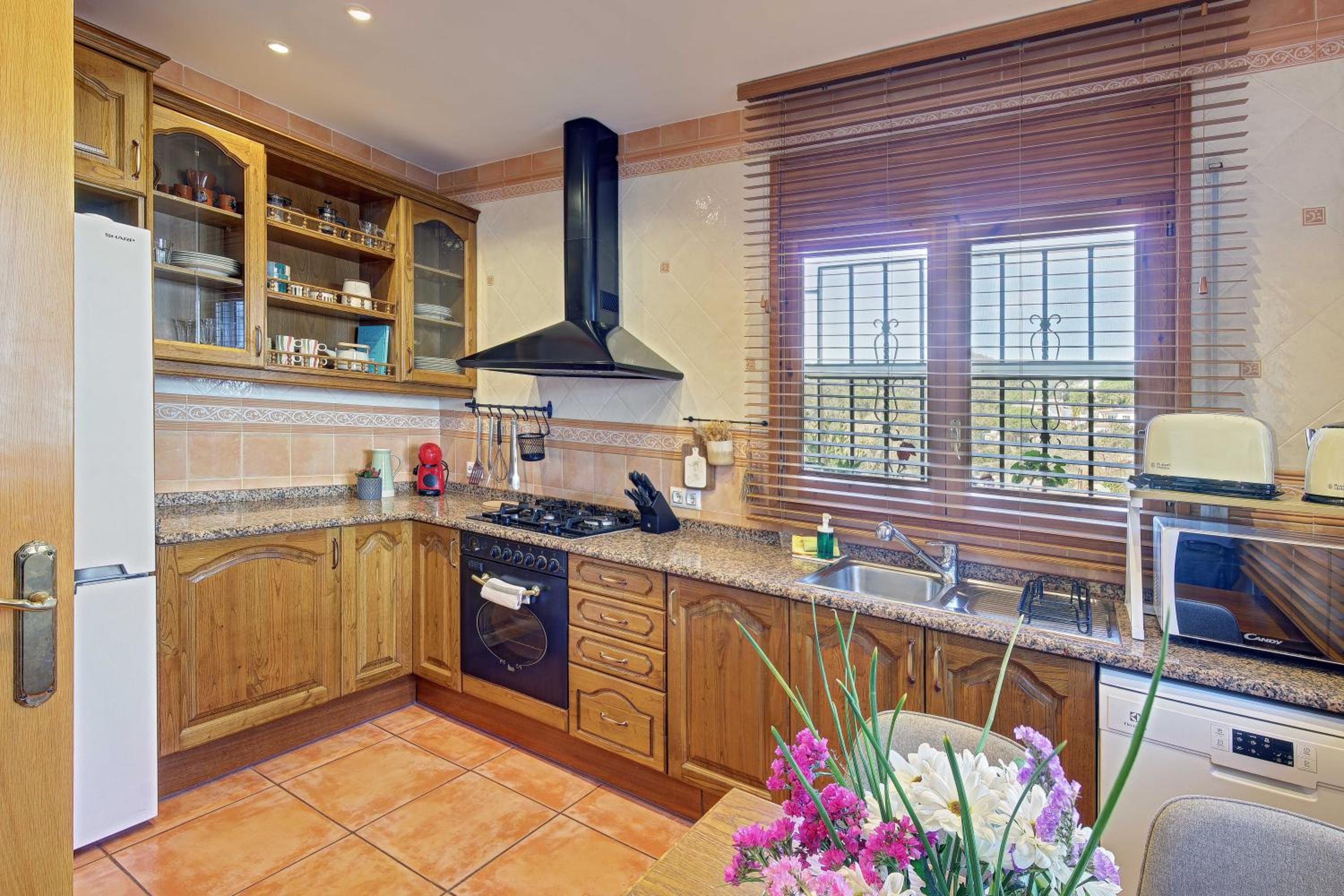VILLA ARBUCIES with private pool