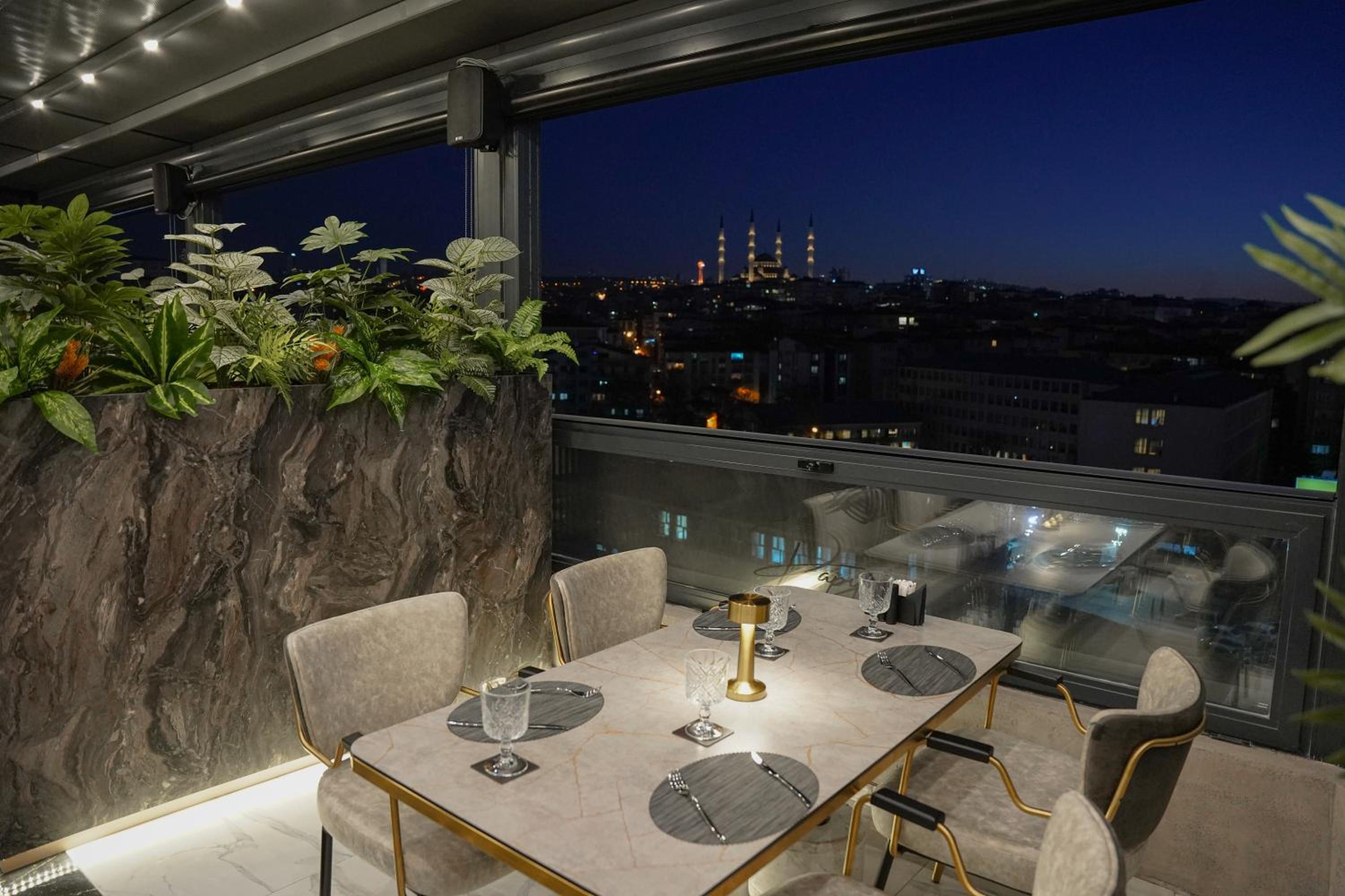 New Park Otel - Image 54