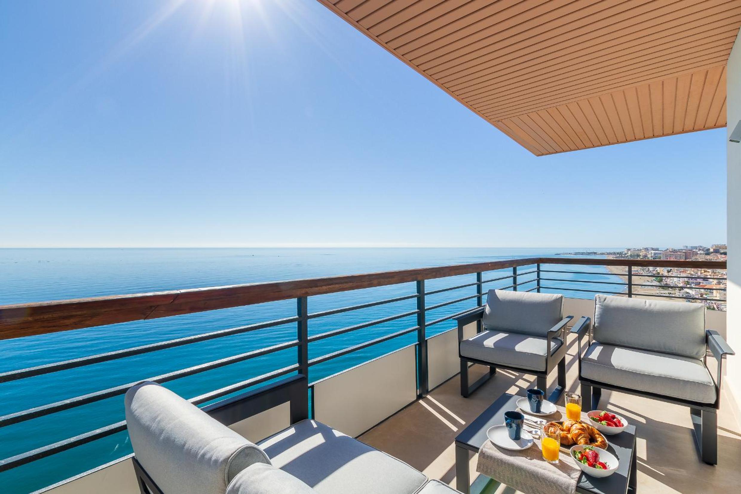 SANTA CLARA Modern & Exclusive Seafront Apartment photo 2