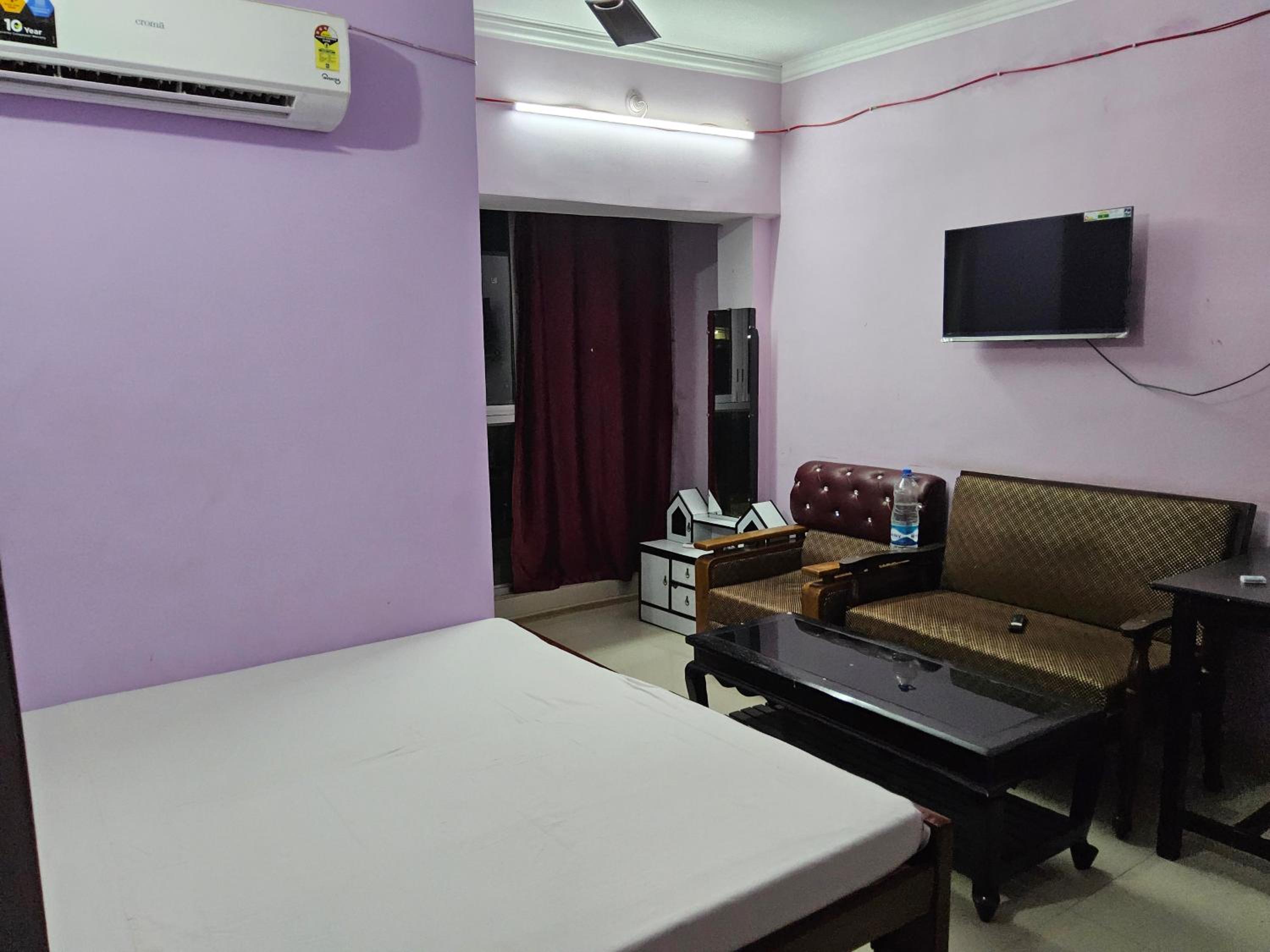 Hotel Sarvapriya