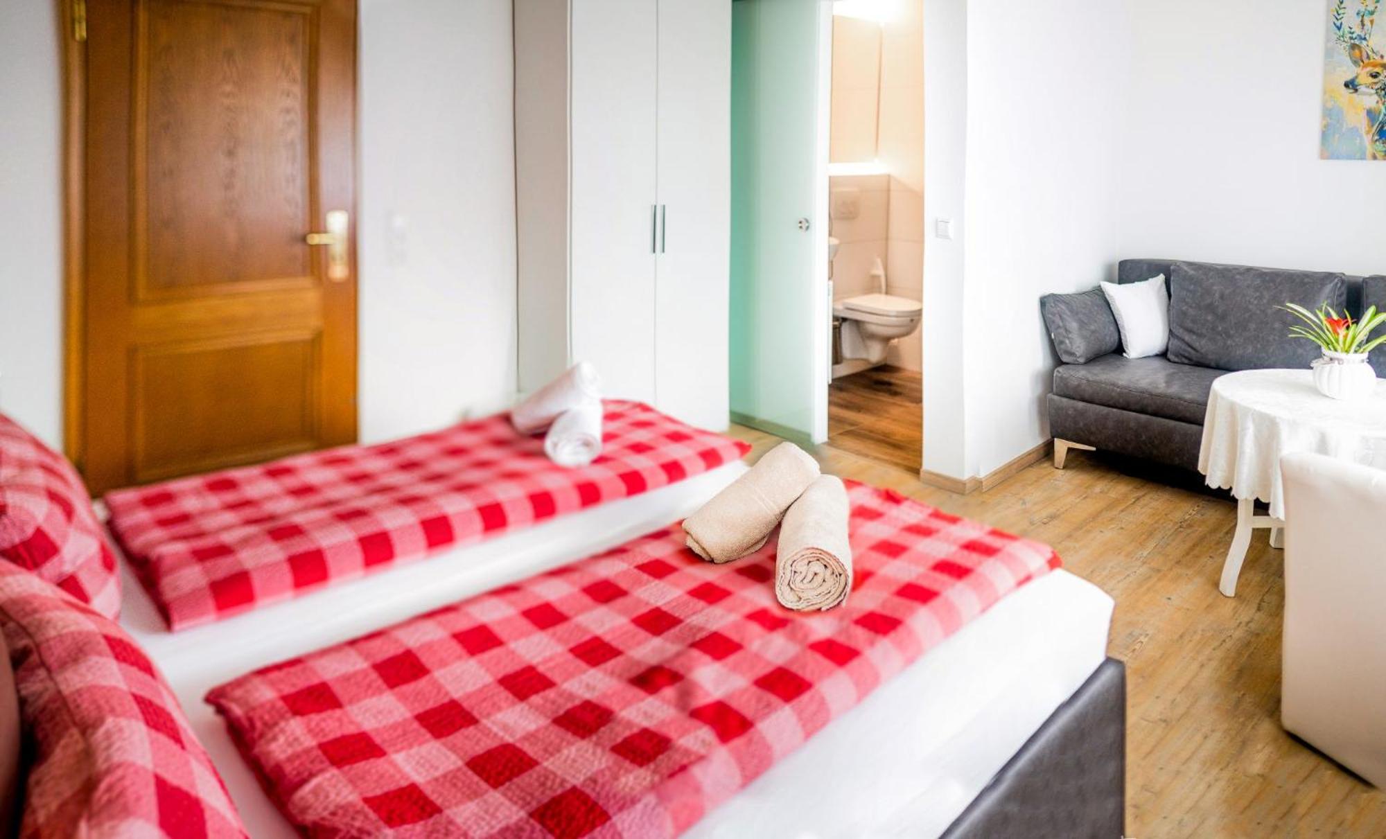 Fewo Zell 14 Pers | Sauna | Hunde erlaubt | BBQ | Massage