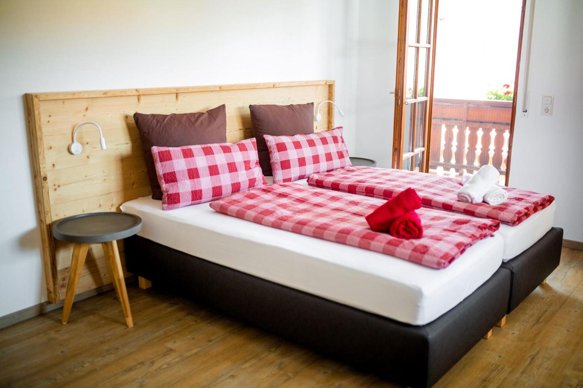 Fewo Zell 14 Pers | Sauna | Hunde erlaubt | BBQ | Massage