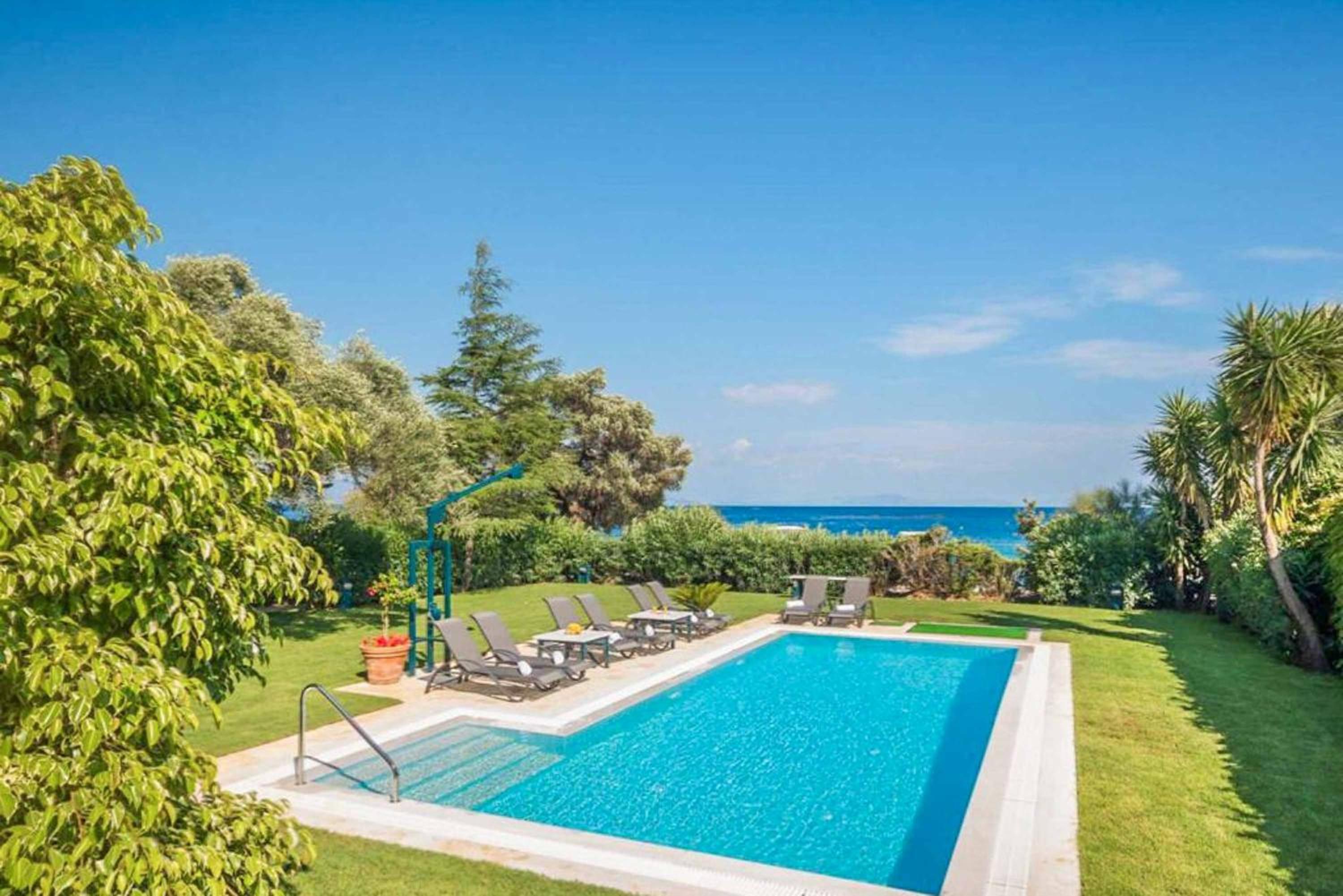 Villa Barbati Beachfront