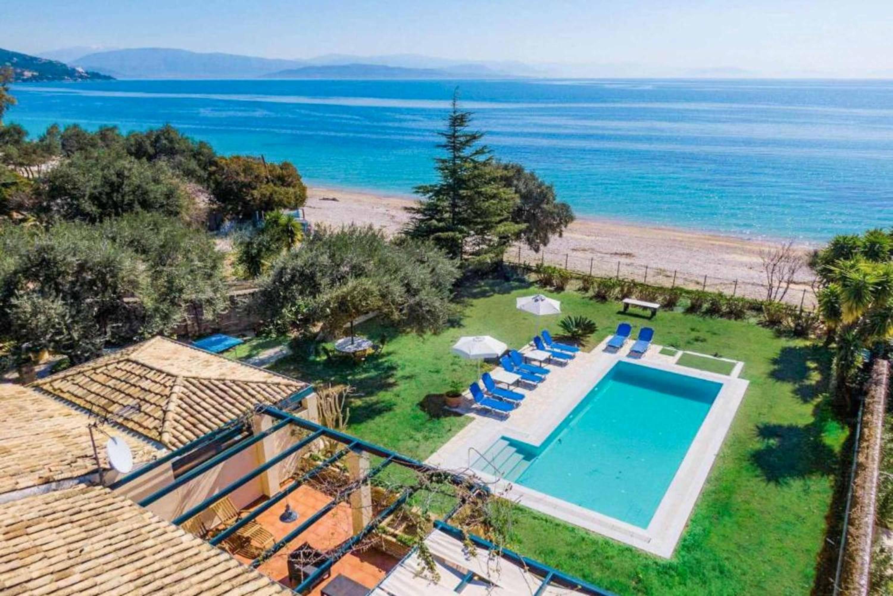 Villa Barbati Beachfront