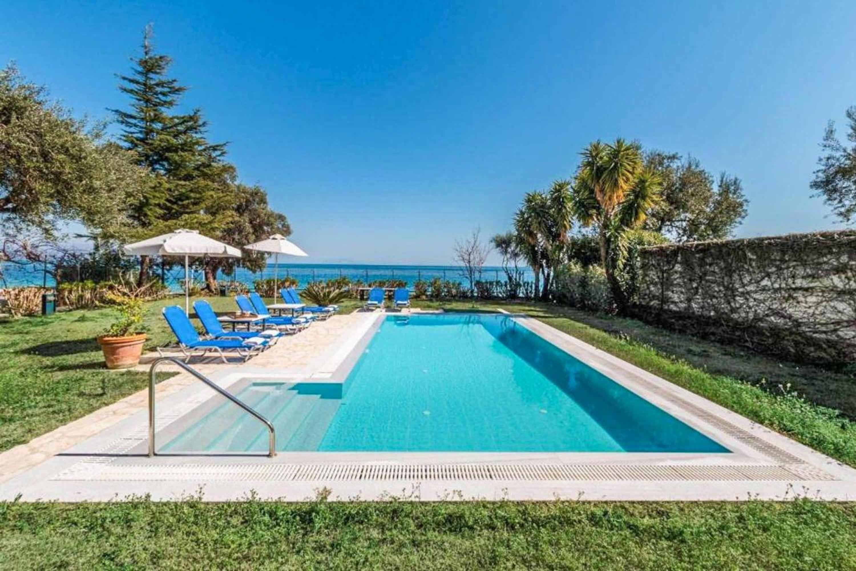 Villa Barbati Beachfront
