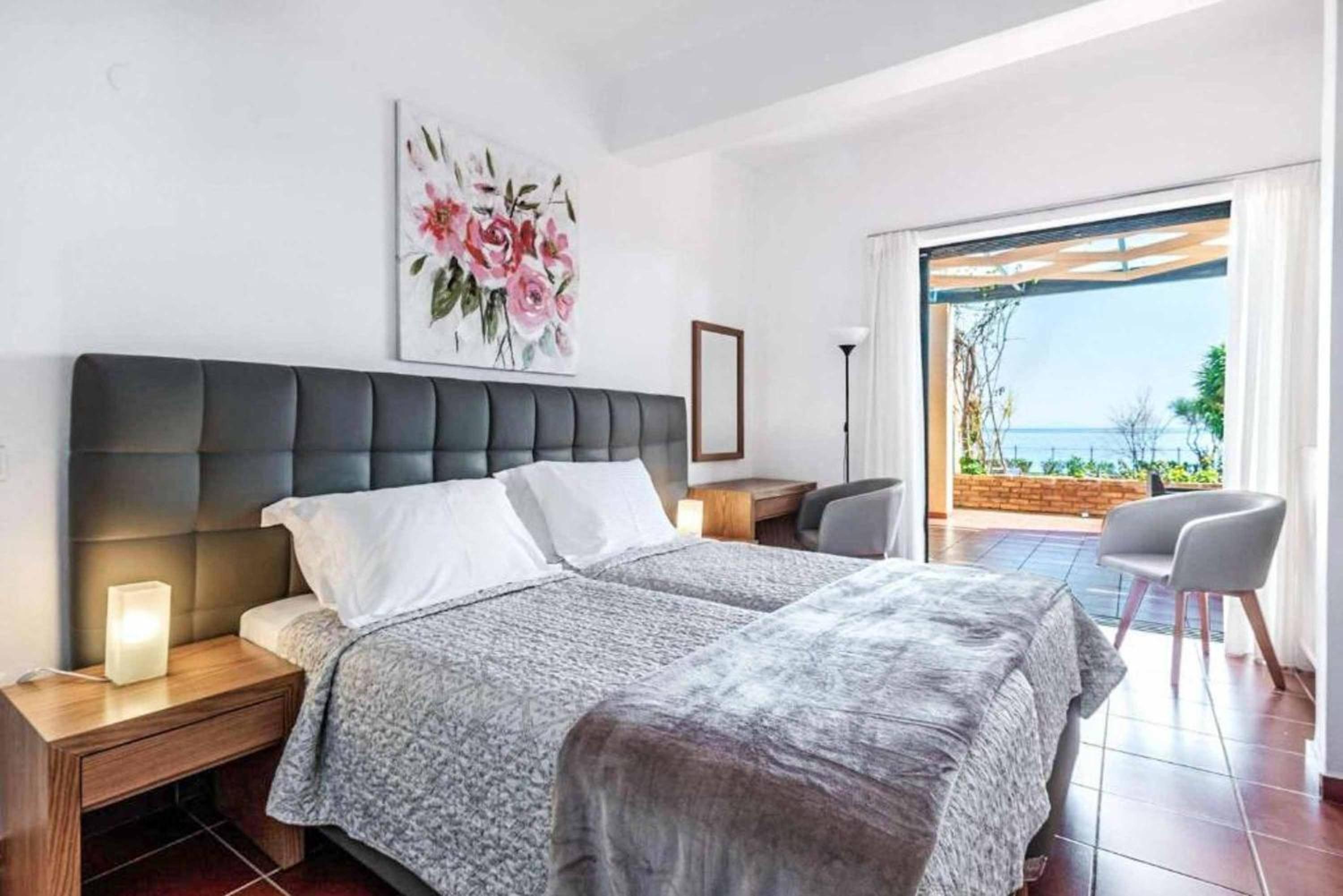 Villa Barbati Beachfront