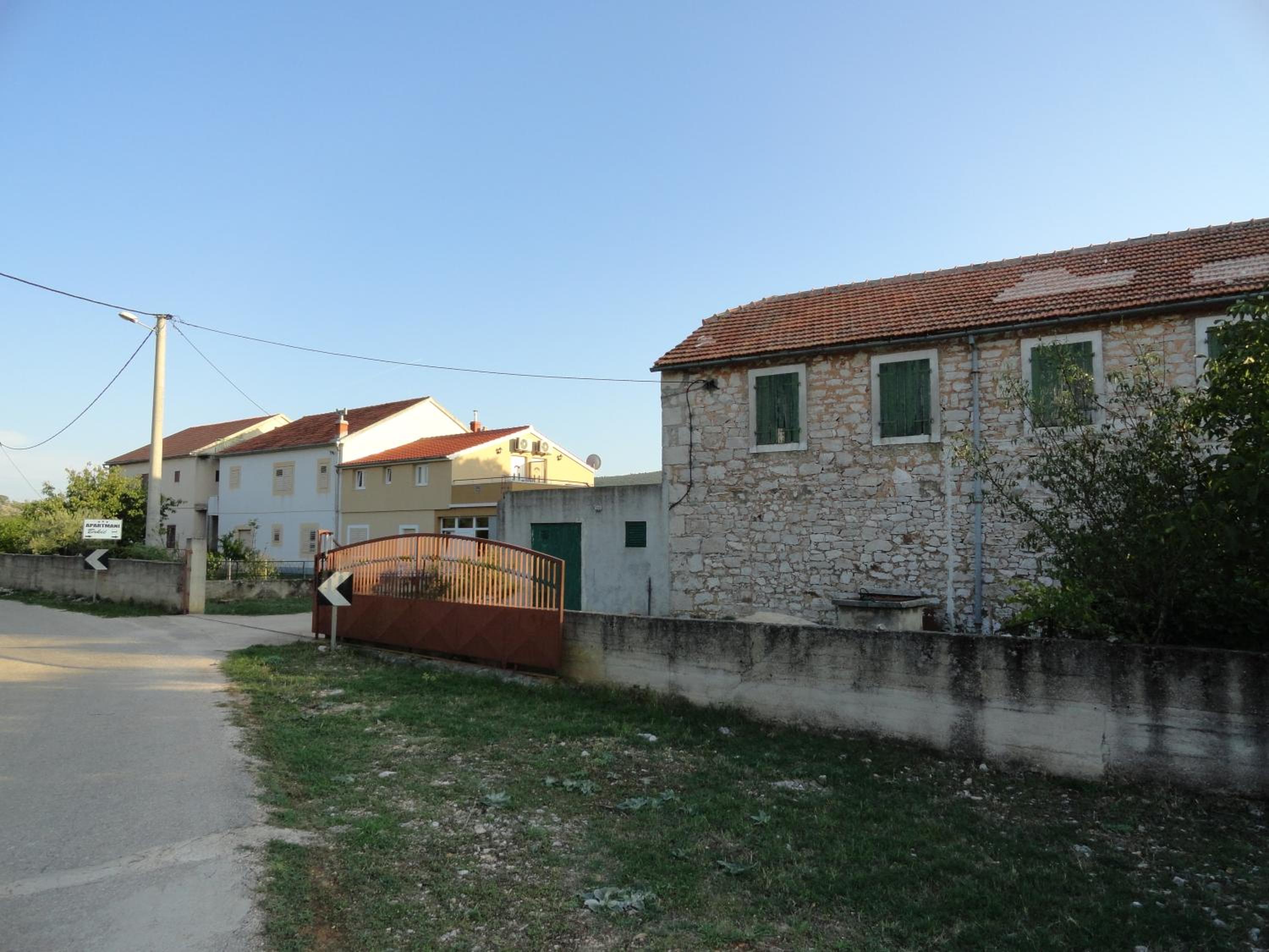 Photo 37