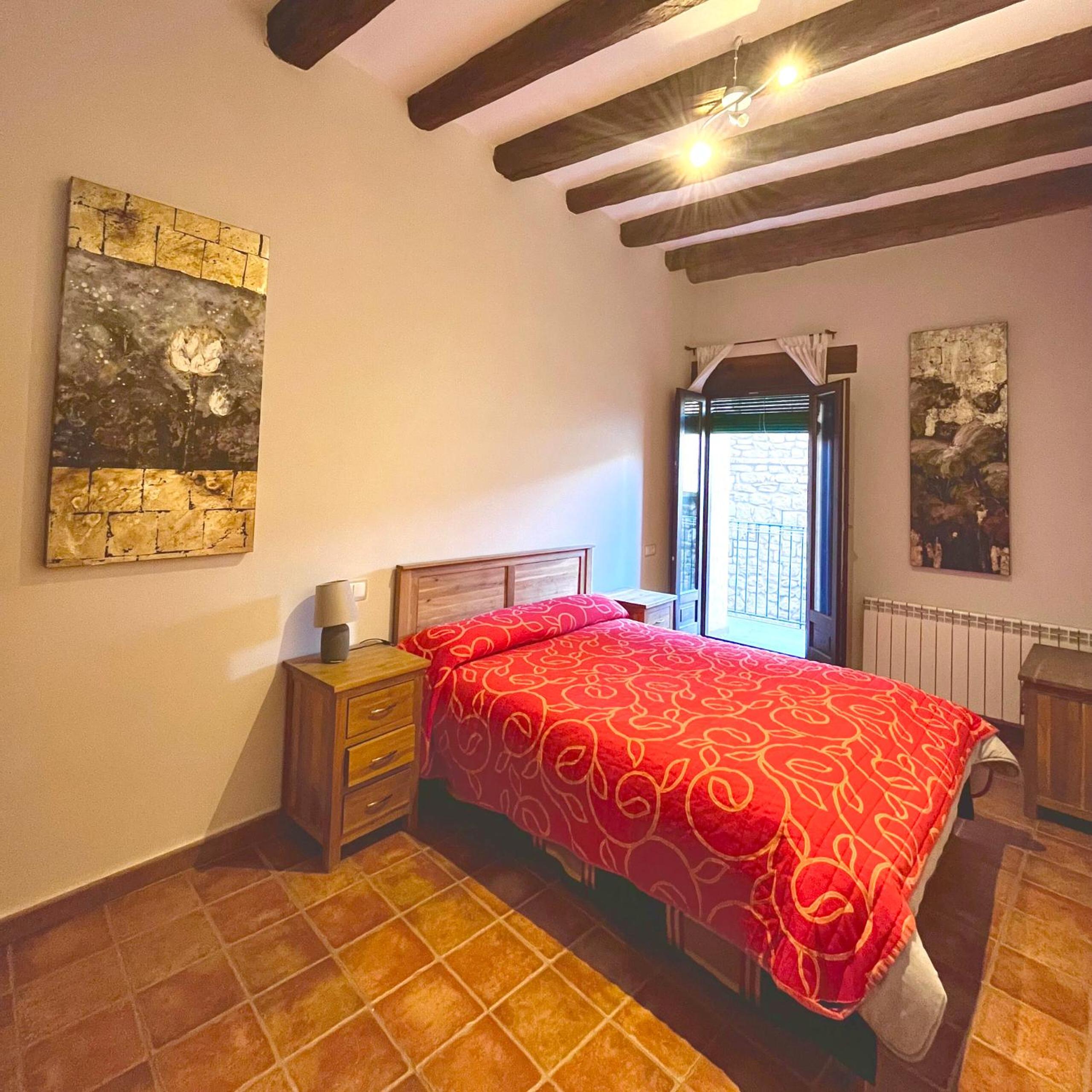 Apartamentos Angelus Plaza Mayor de Graus