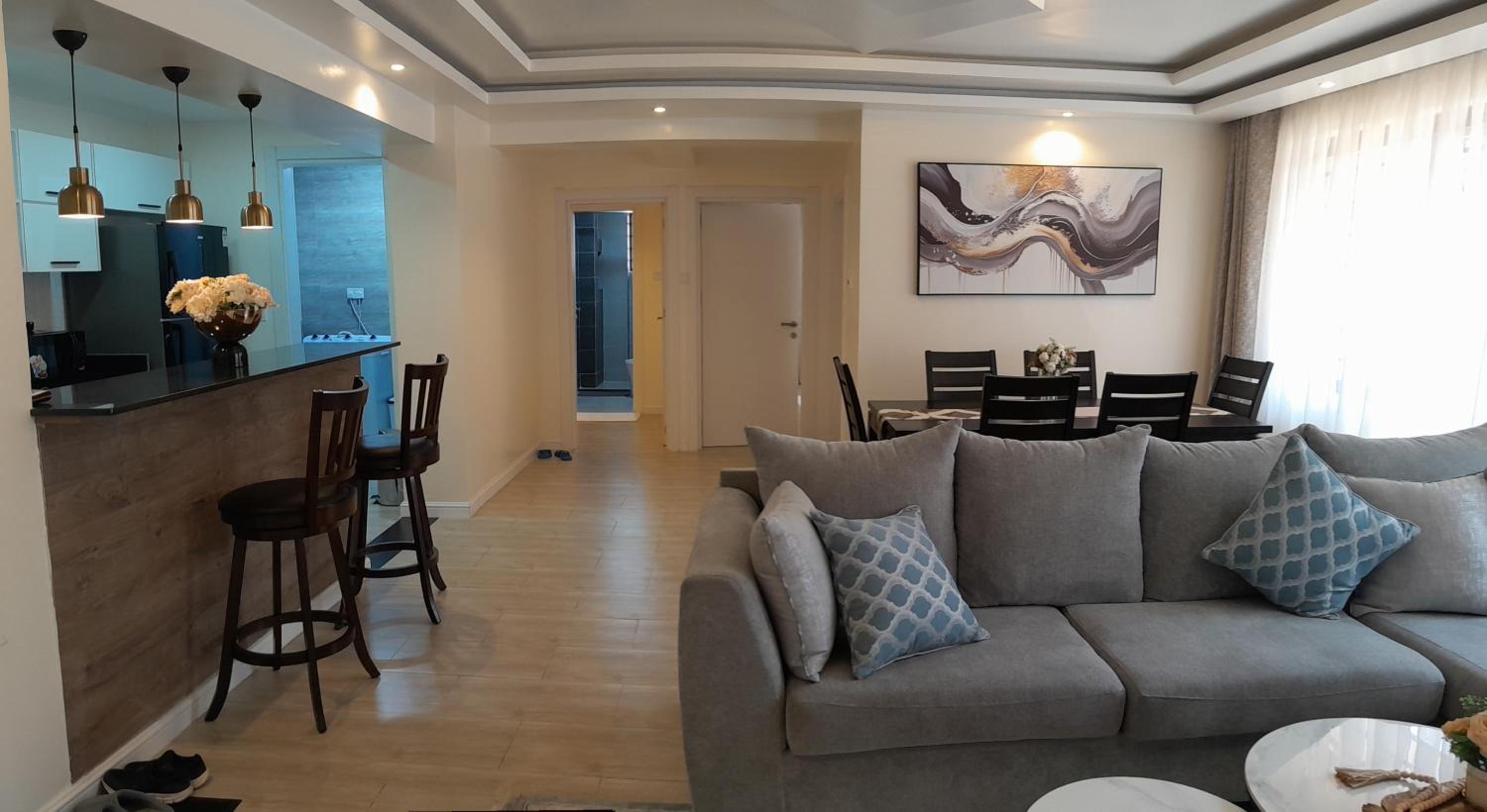 Azania Sana Homes ,Opposite Movenpick hotel and 5 minutes to Sarit Centre