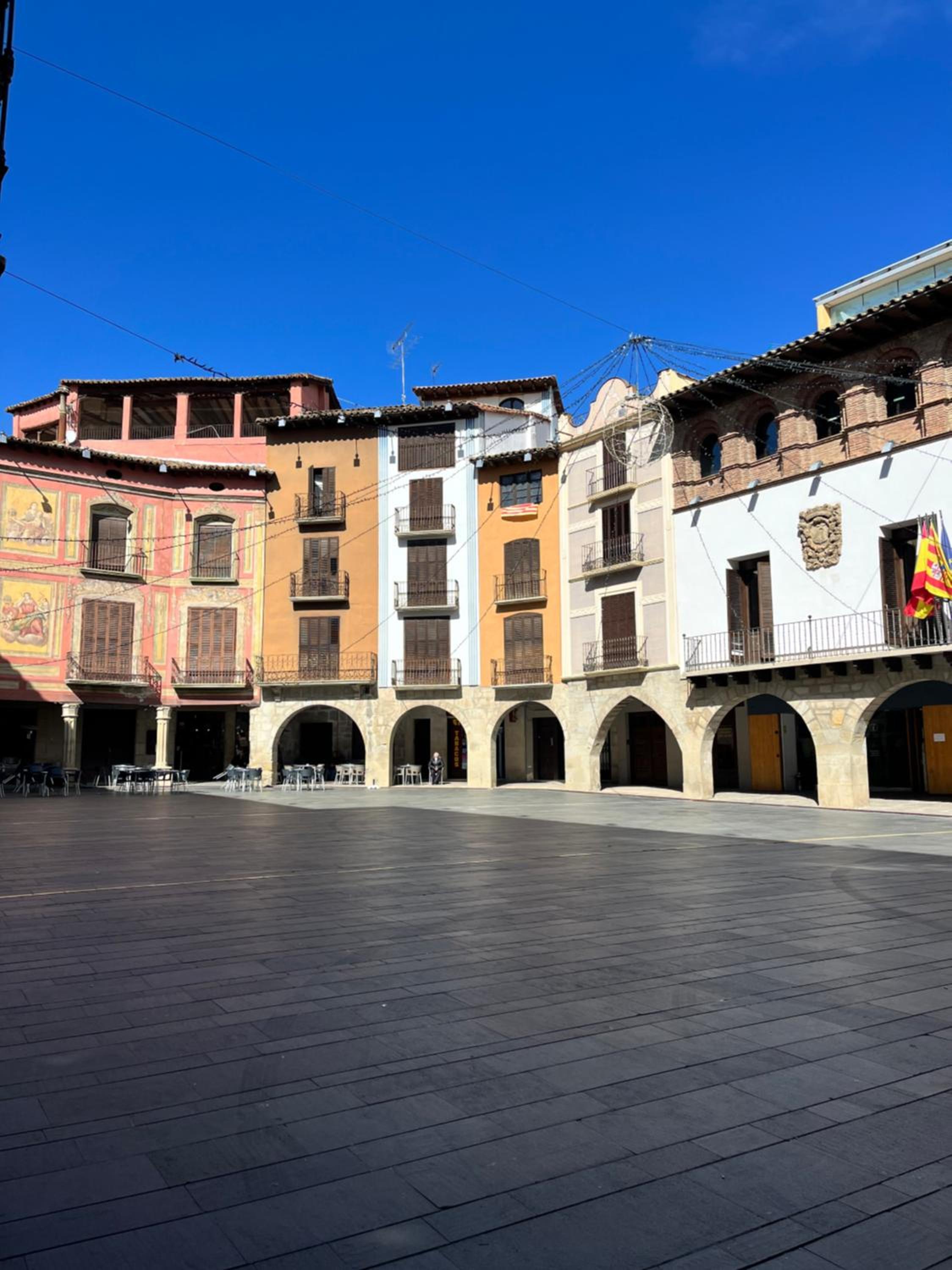 Apartamentos Angelus Plaza Mayor de Graus
