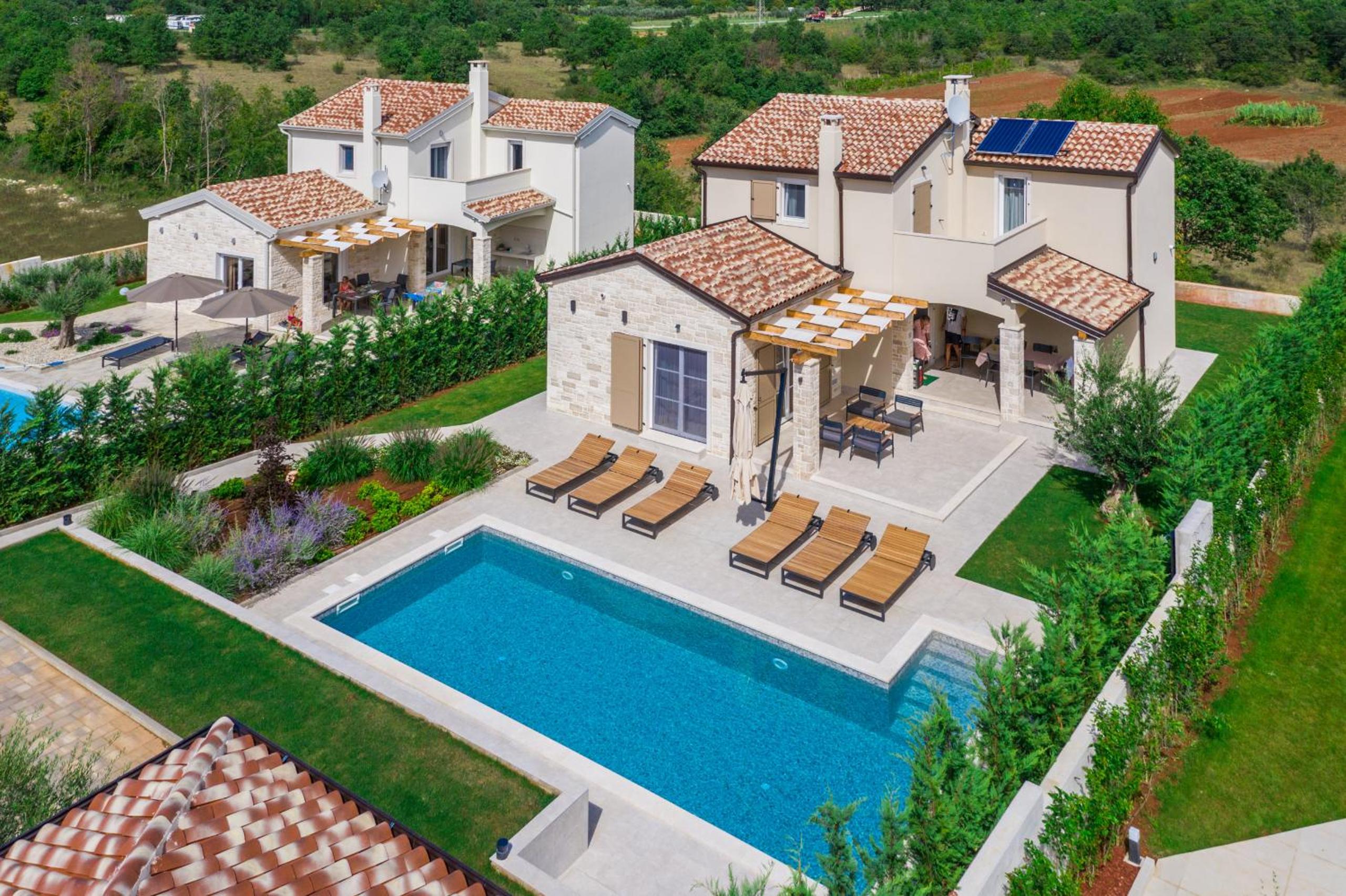 Villa No18 near Poreč for 6 people with heated pool