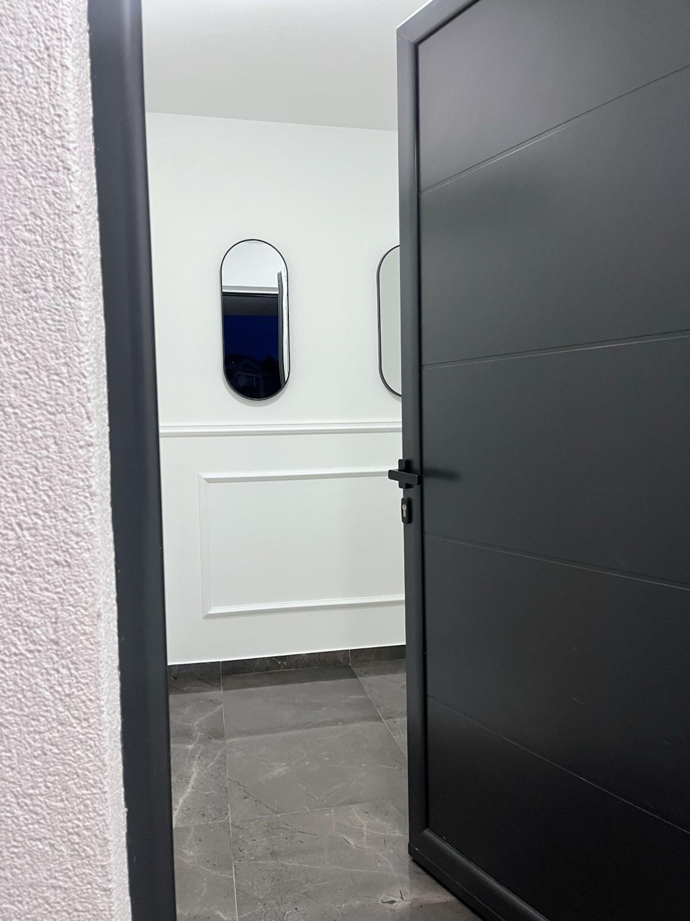 Lana apartmani