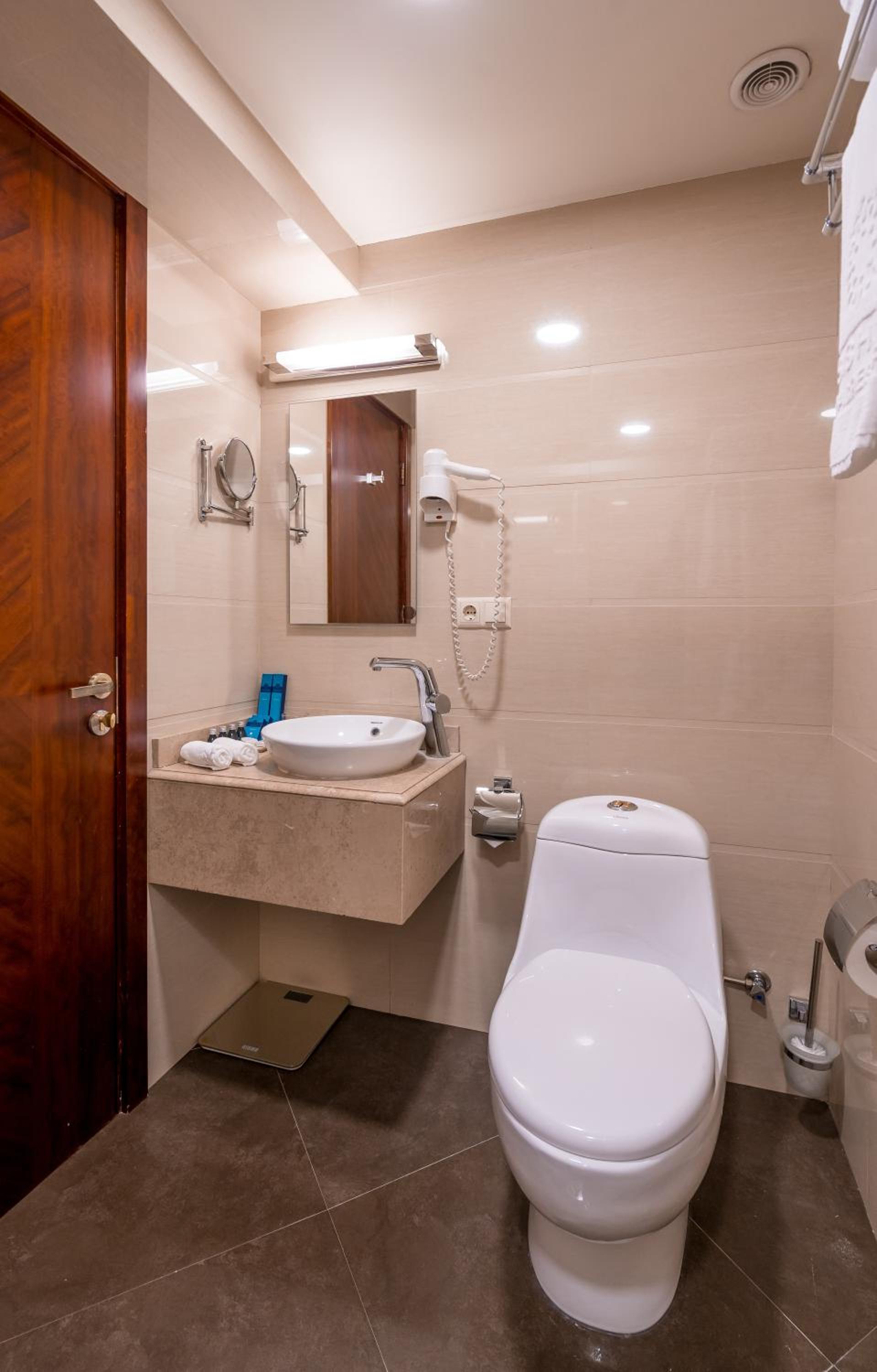 Dreamland Oasis Hotel Chakvi