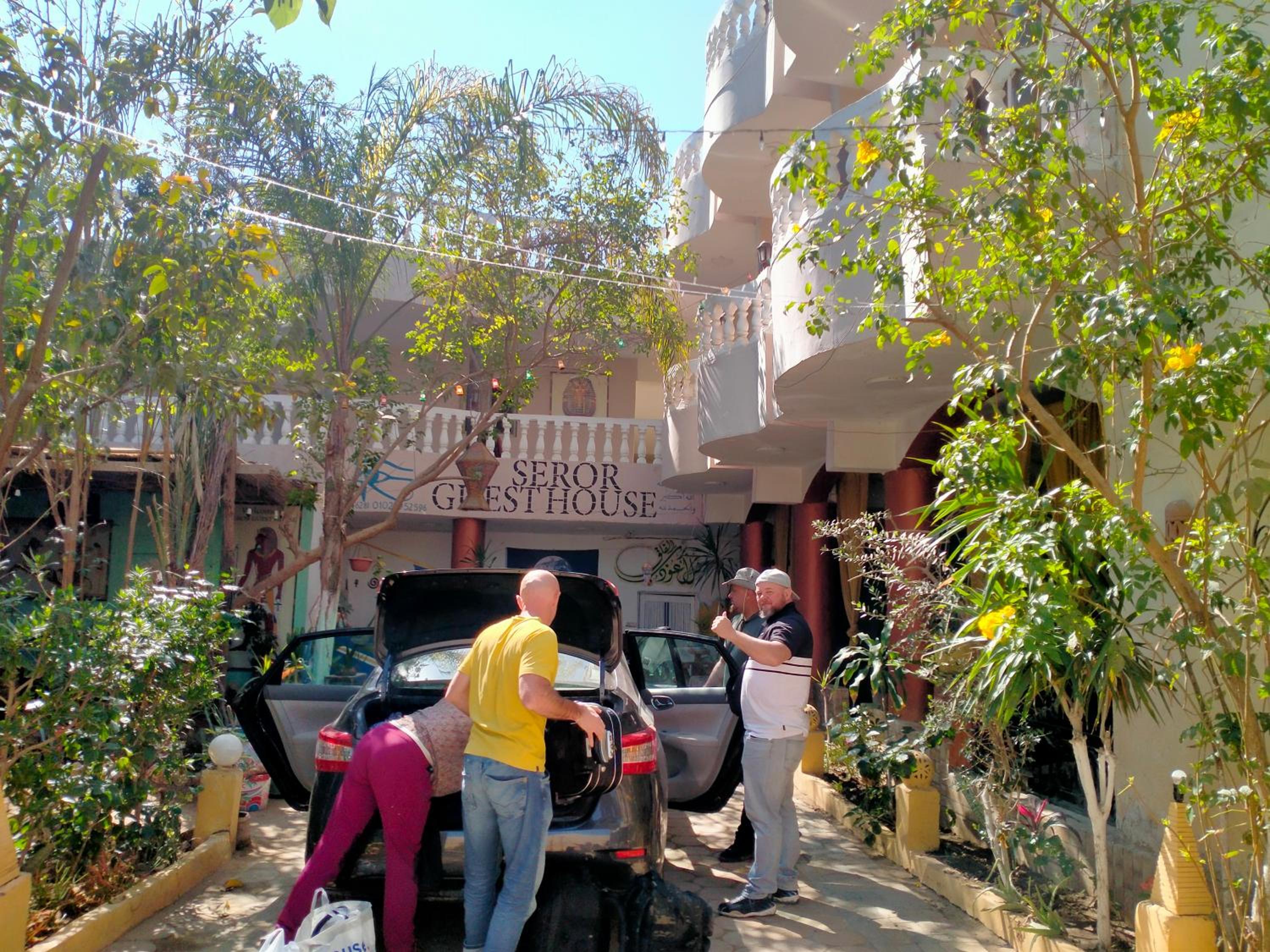 Seror Guest House