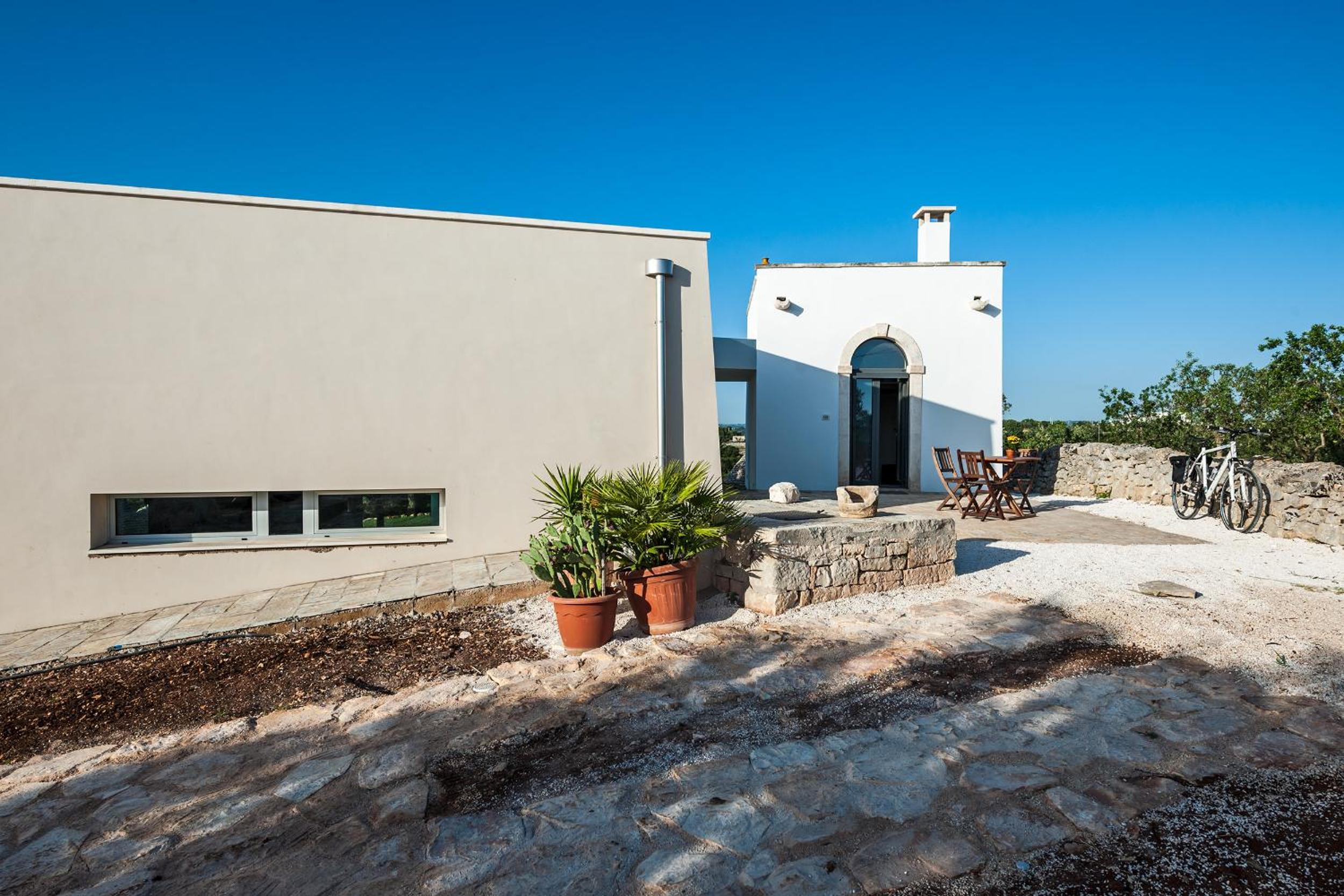 Villa Apulia with pool