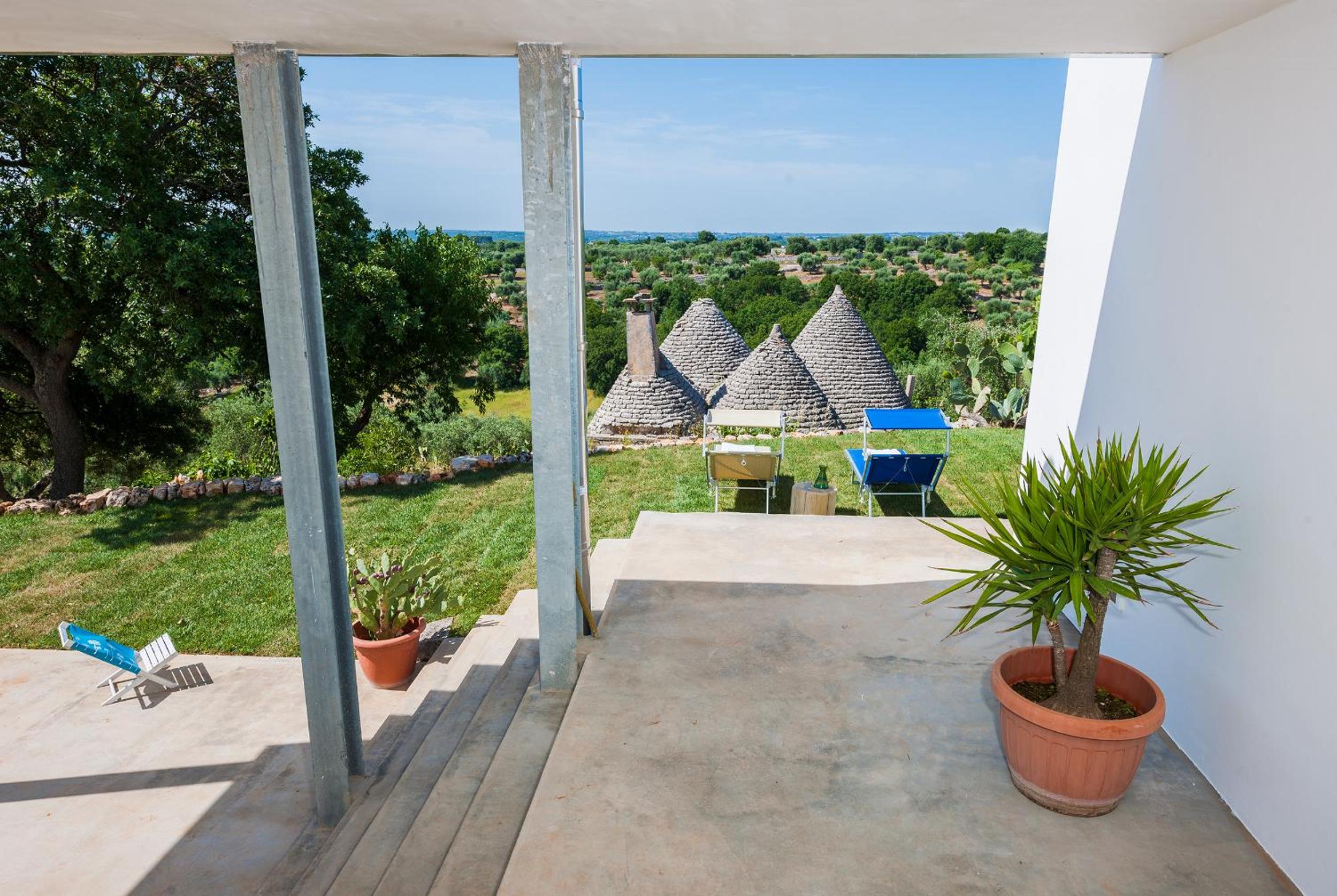 Villa Apulia with pool