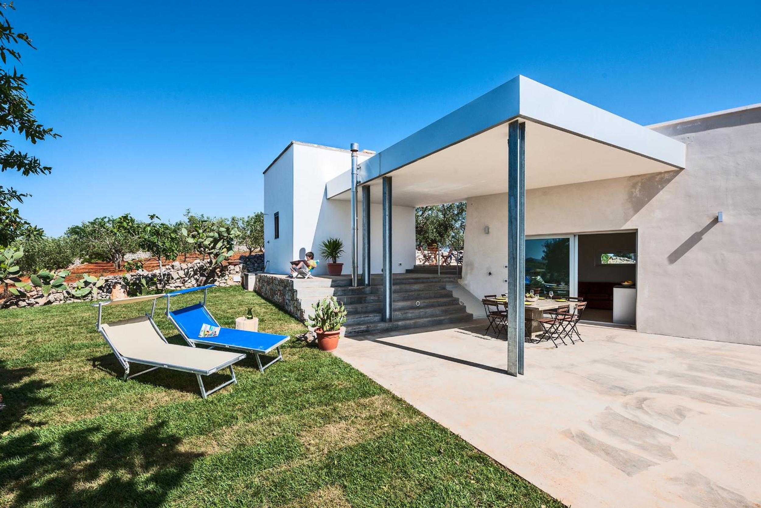 Villa Apulia with pool