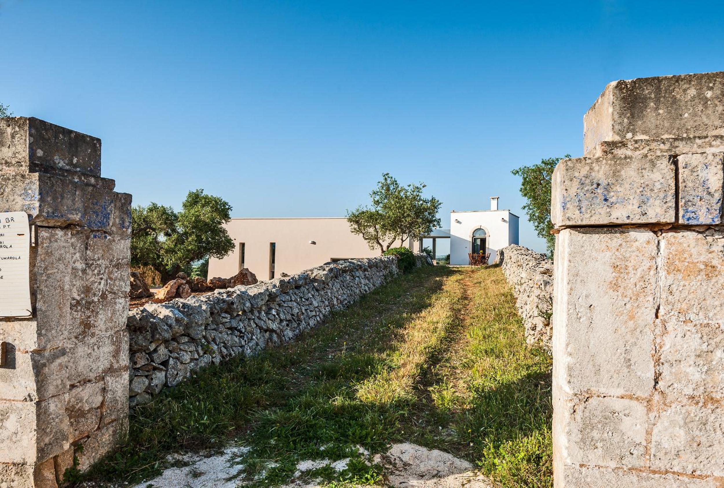 Villa Apulia with pool