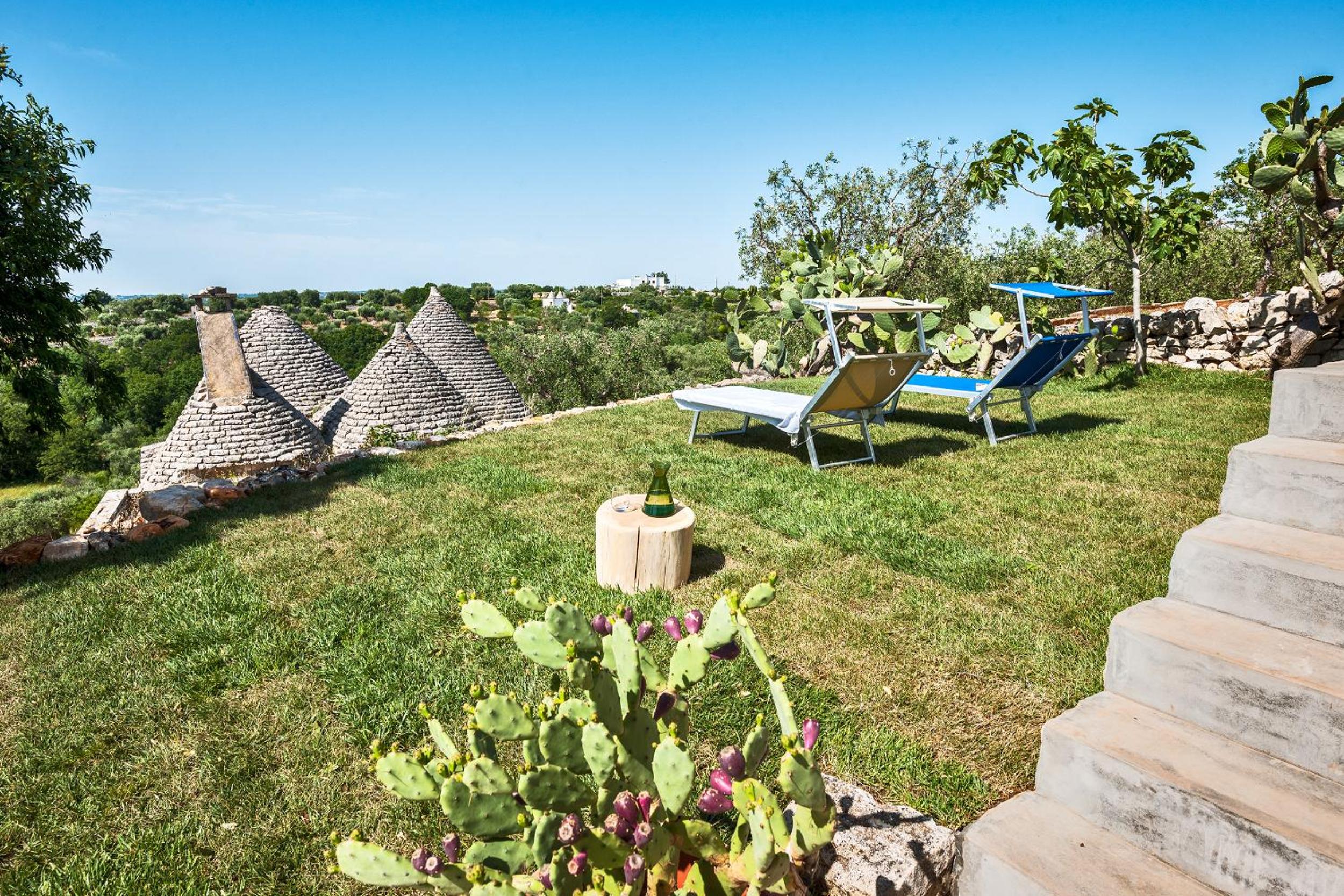Villa Apulia with pool