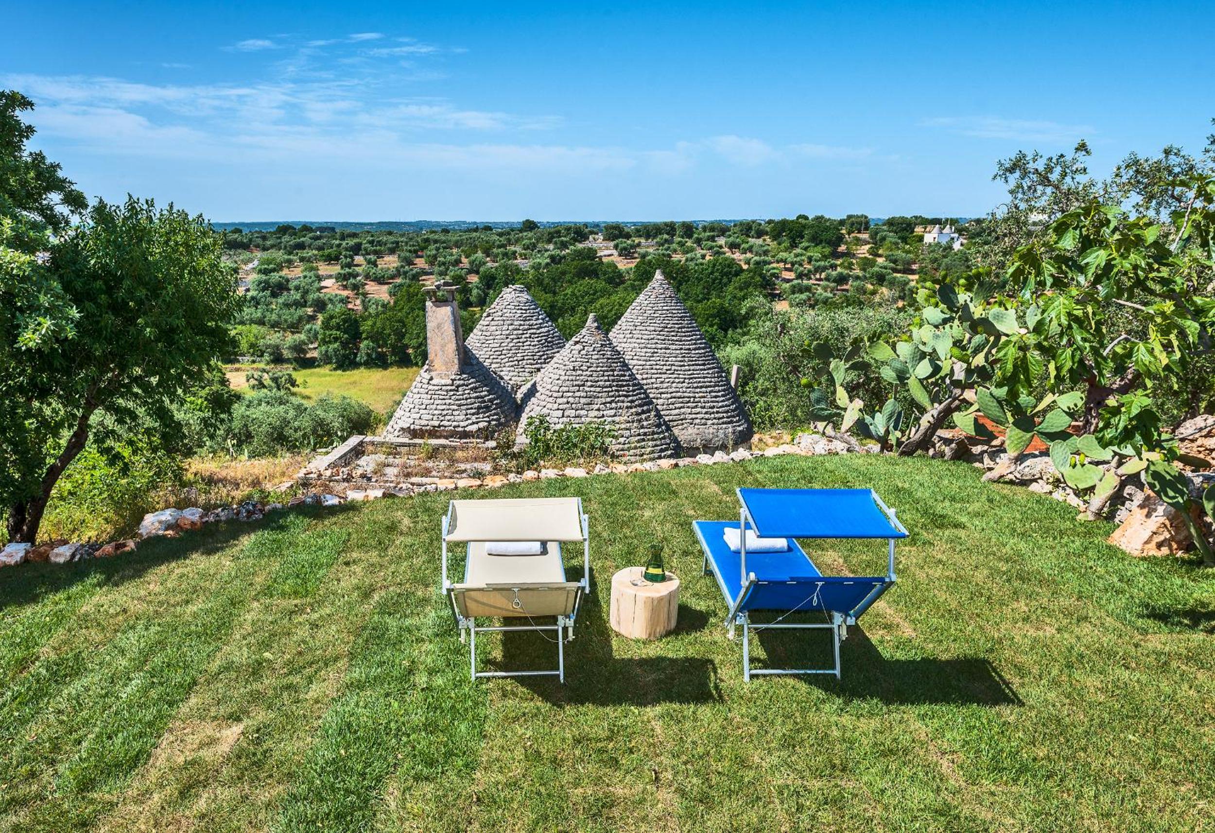 Villa Apulia with pool